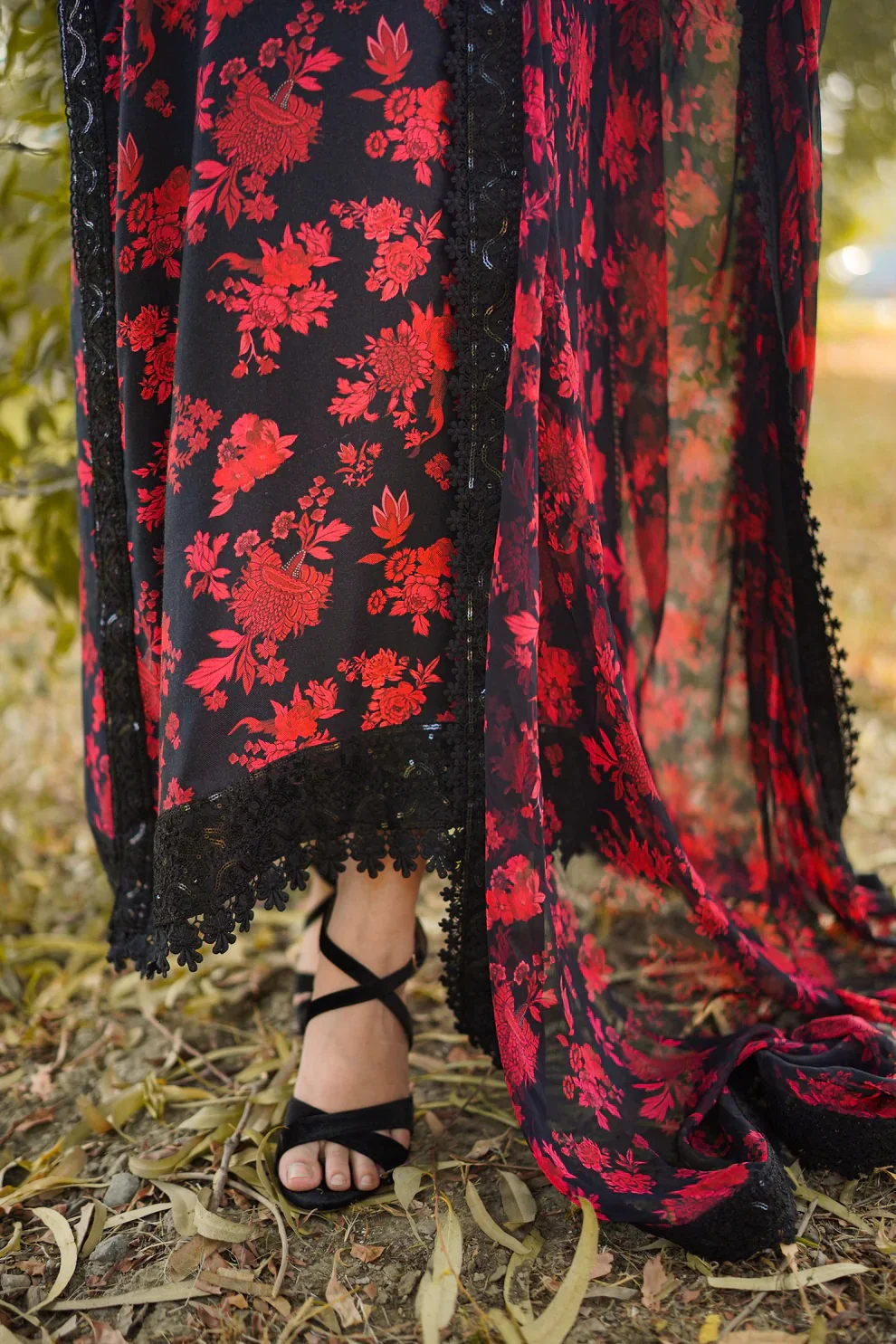Aneelas - Luxury Lawn Embroidered 3 Piece Unstitched - WPR-21 - Image 7