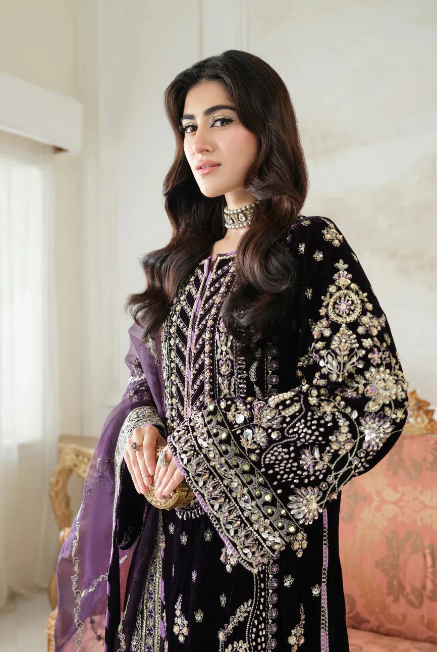Aneelas Luxury Velvet Embroidered Unstitched 3 Piece - VT-01 - Image 4