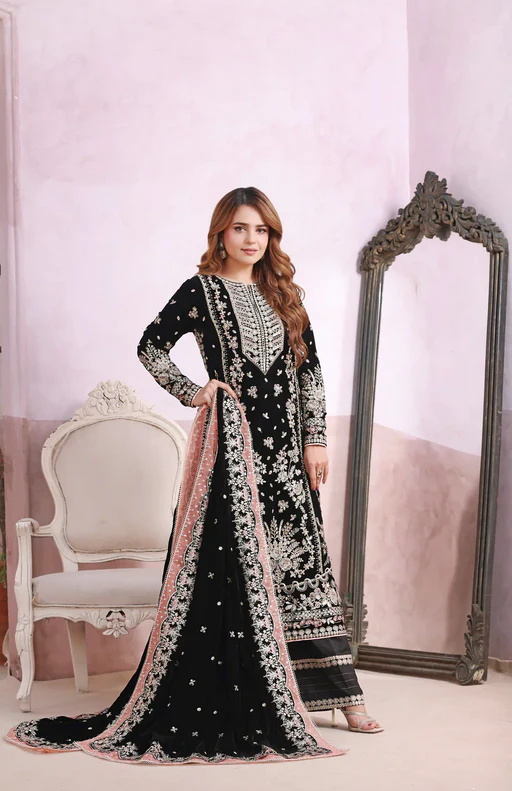 Aneelas Wedding Velvet Embroidered Unstitched Collection SM-01 - Image 4