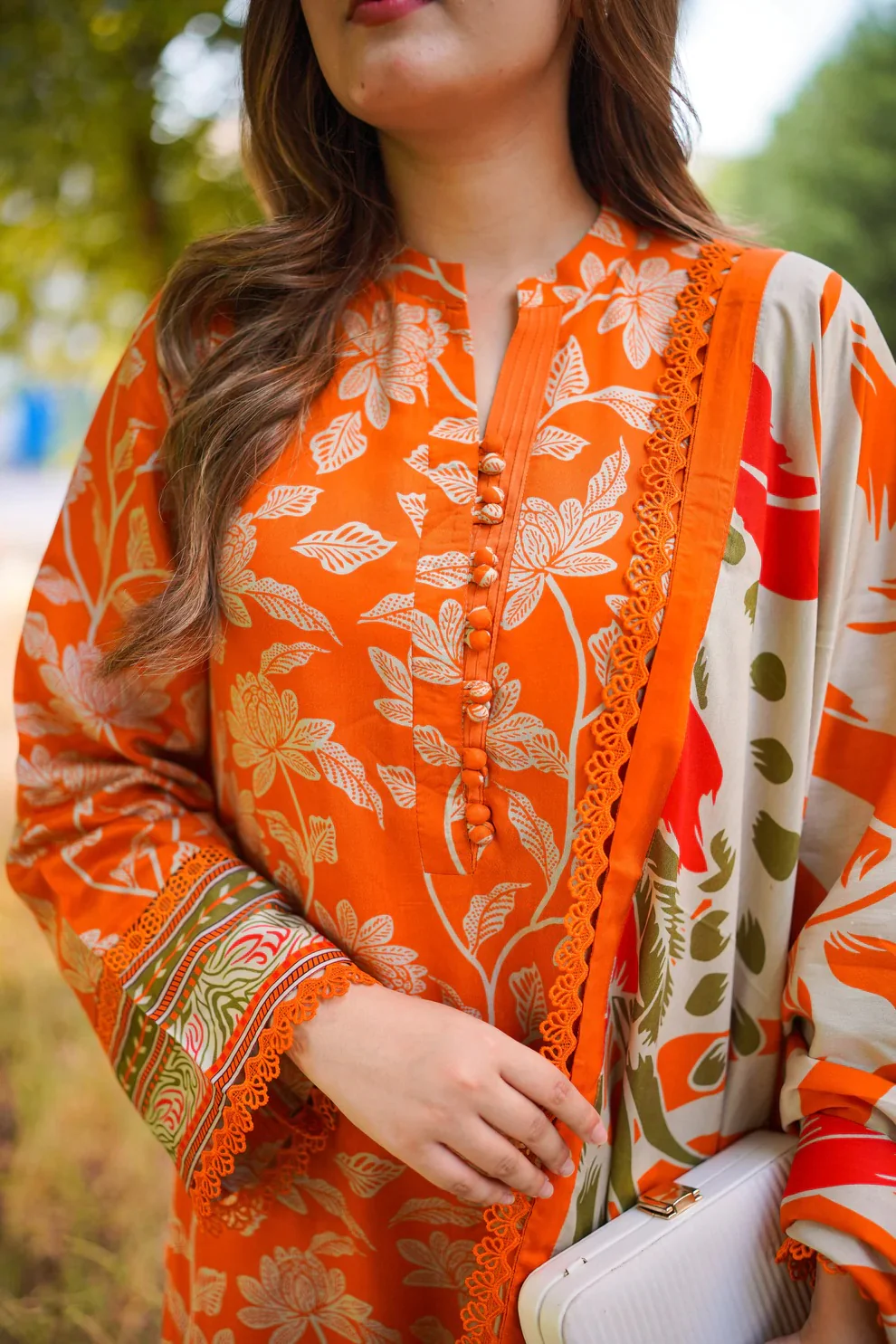 Aneelas - WPR-03 - Luxury Lawn Embroidered 3 Piece Unstitched - Image 3