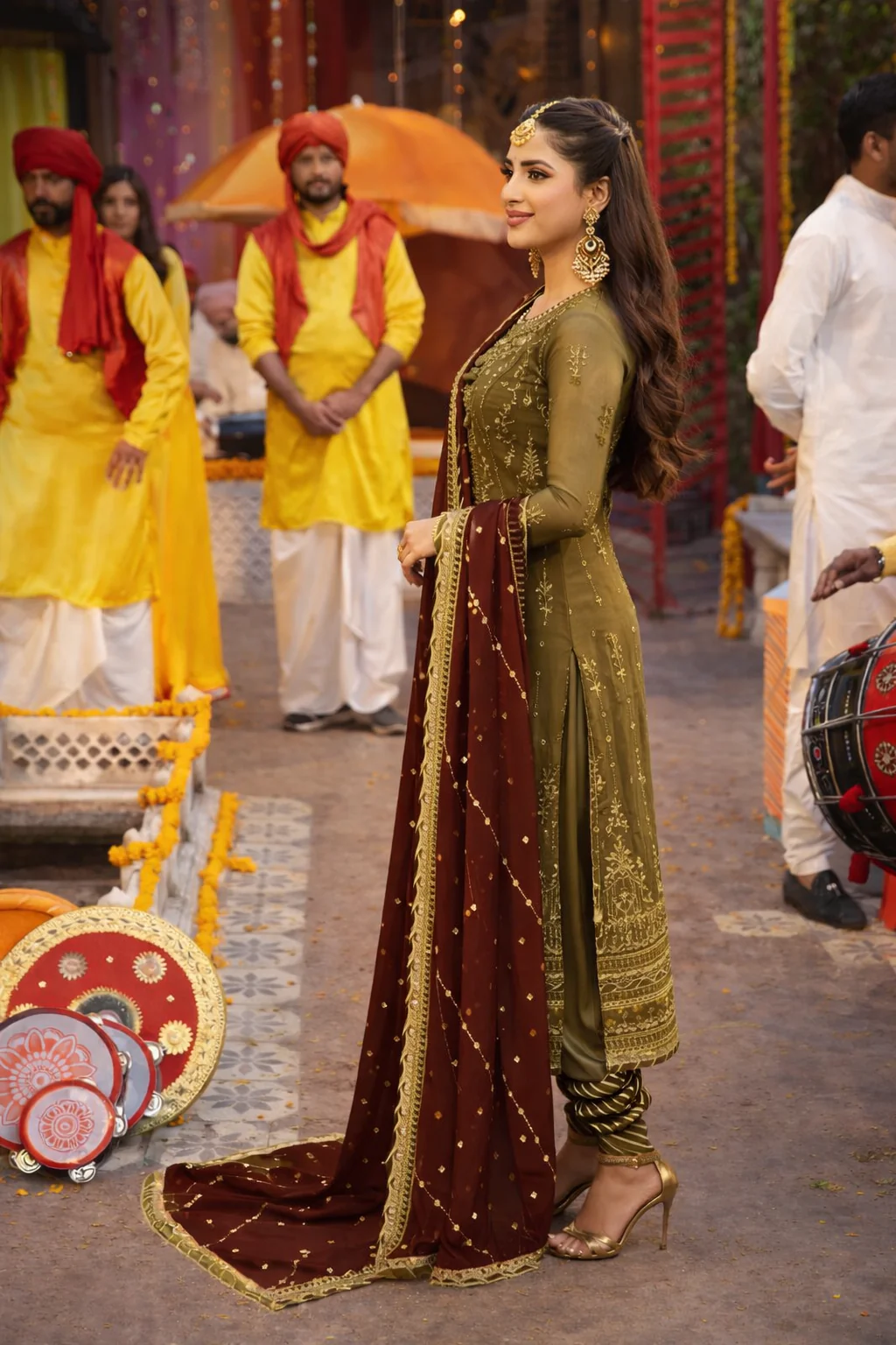 Asim Jofa Luxury Chiffon Embroidered Unstitched Suit AJMR -022 - Image 4