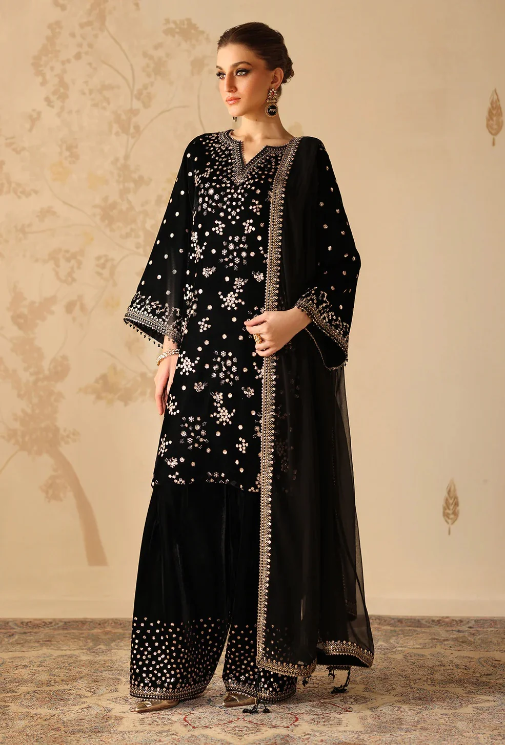 Baroque UF-4316 - Luxury Velvet Embroidered 3 Piece Unstitched