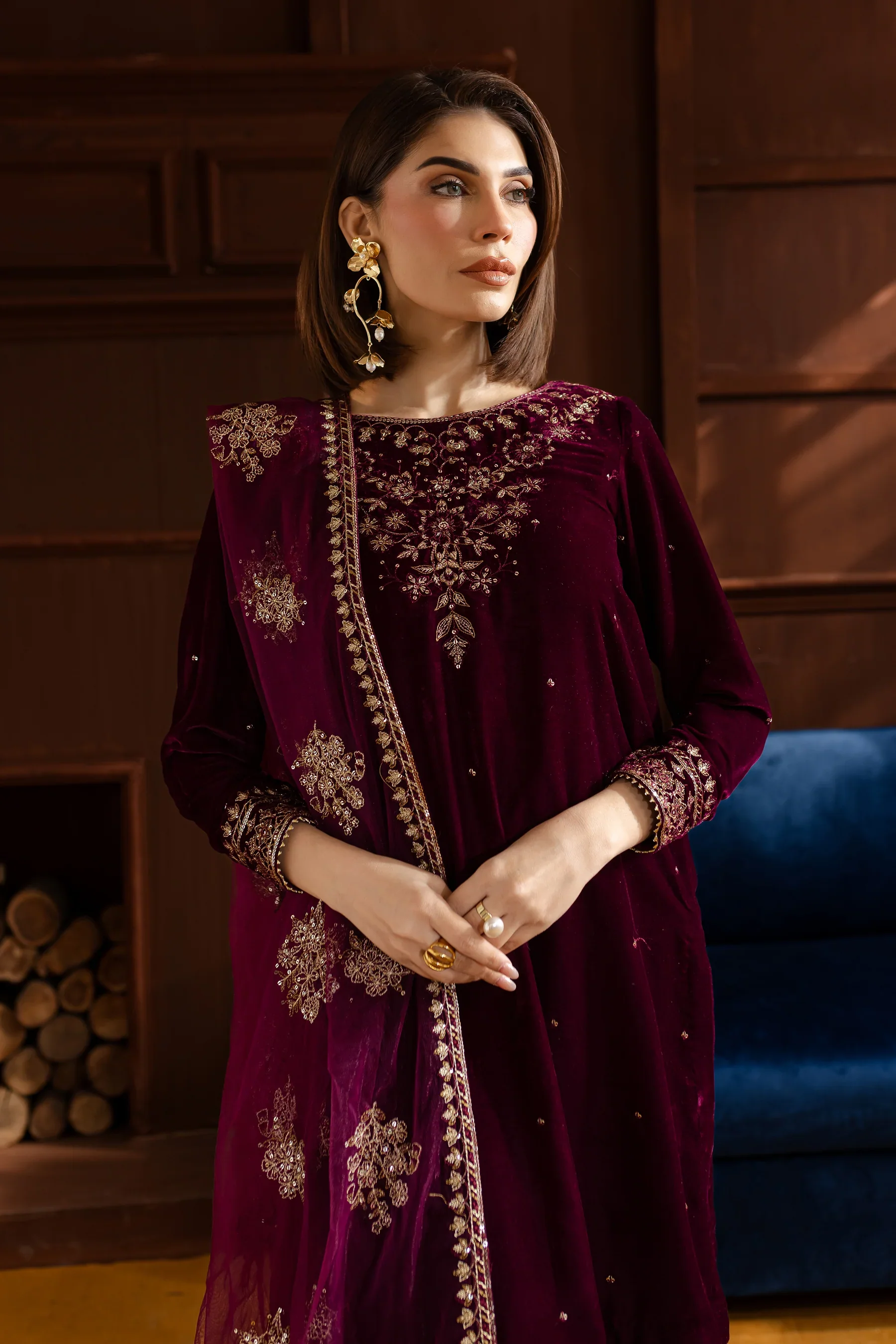 Batik Luxury Velvet Embroidered Collection Amar 3Pc - Velvet Luxe - Image 8