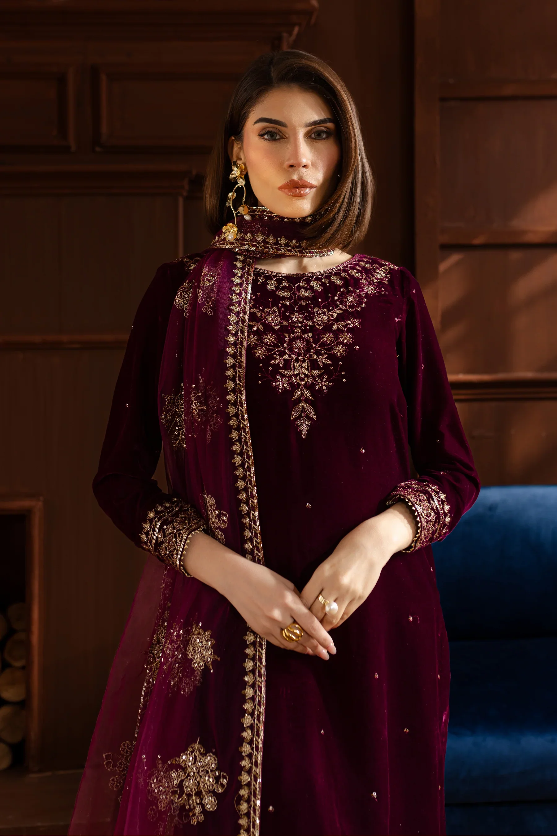 Batik Luxury Velvet Embroidered Collection Amar 3Pc - Velvet Luxe - Image 9