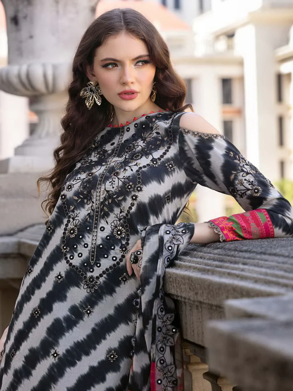 Charizma Aghaz e Nou Embroidered Lawn Unstitched 3Pc Suit AG5-01 - Image 6