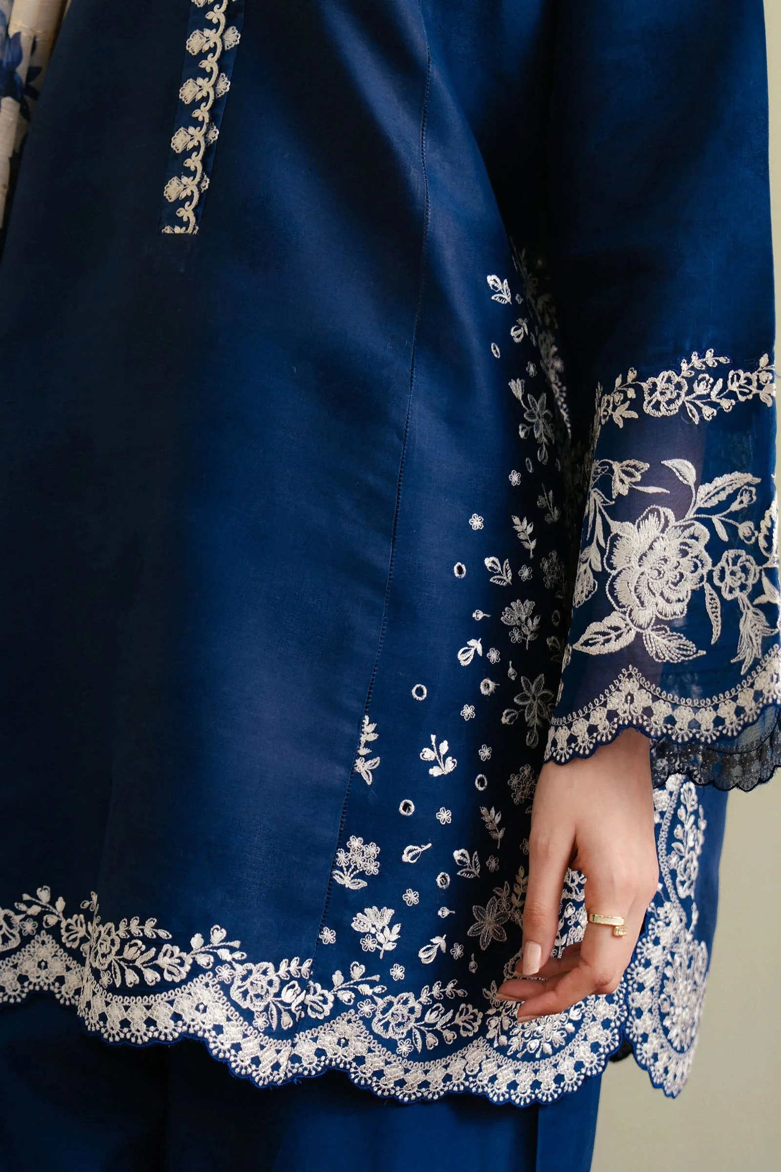 Coco By Zara Shahjahan - Lawn Embroidered 3 Piece Unstitched - MEADOW-8B - Image 4