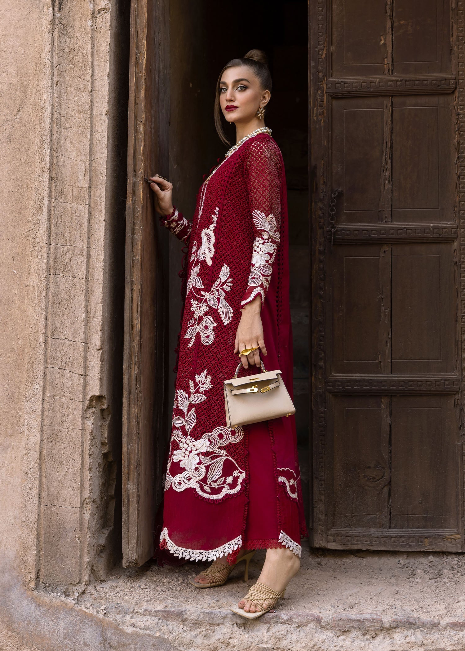 Crimson Luxury Lawn Embroidered 3 Piece Unstitched - ONE TRUE LOVE - D6A - Image 3