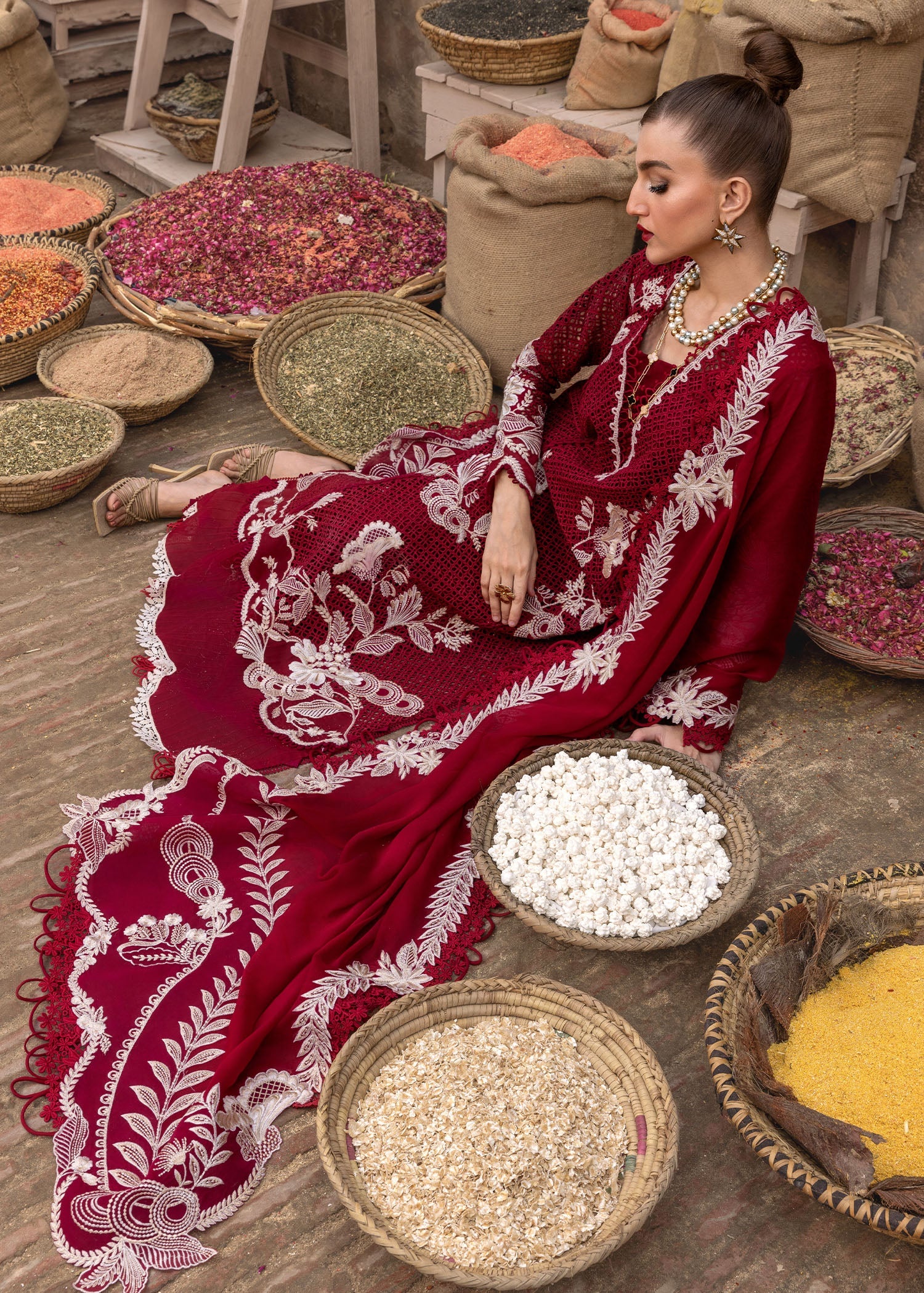 Crimson Luxury Lawn Embroidered 3 Piece Unstitched - ONE TRUE LOVE - D6A - Image 4