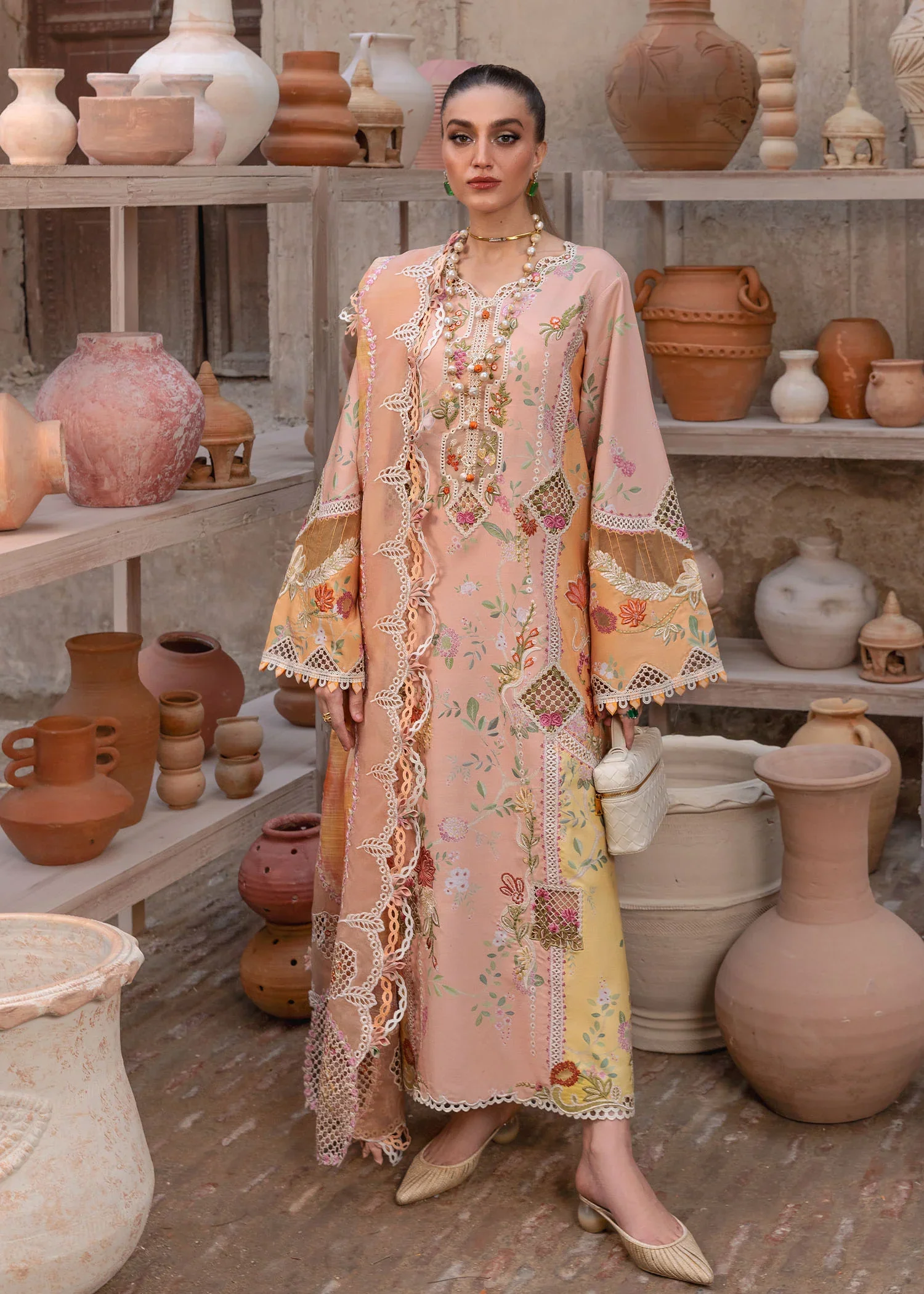 Crimson Luxury Lawn Embroidered Eid Collection BONJOUR AND BLOOM - D 4B - Image 3