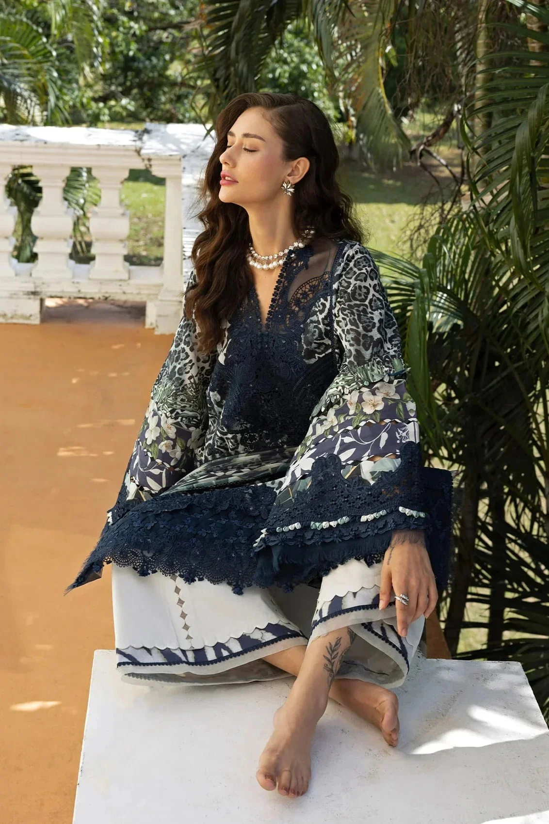 Elaf - Luxury Lawn Embroidered 3 Piece Unstitched - ESA-3B - Image 7