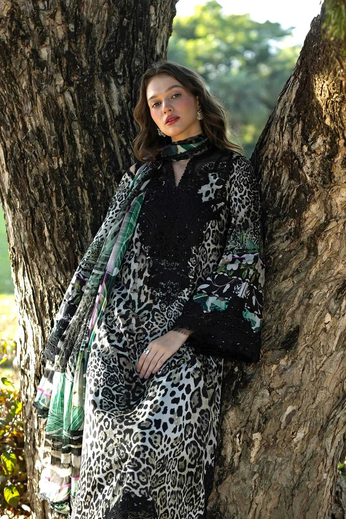 Elaf - Luxury Lawn Embroidered Unstitched 3 Piece - ESA-3A - Image 7