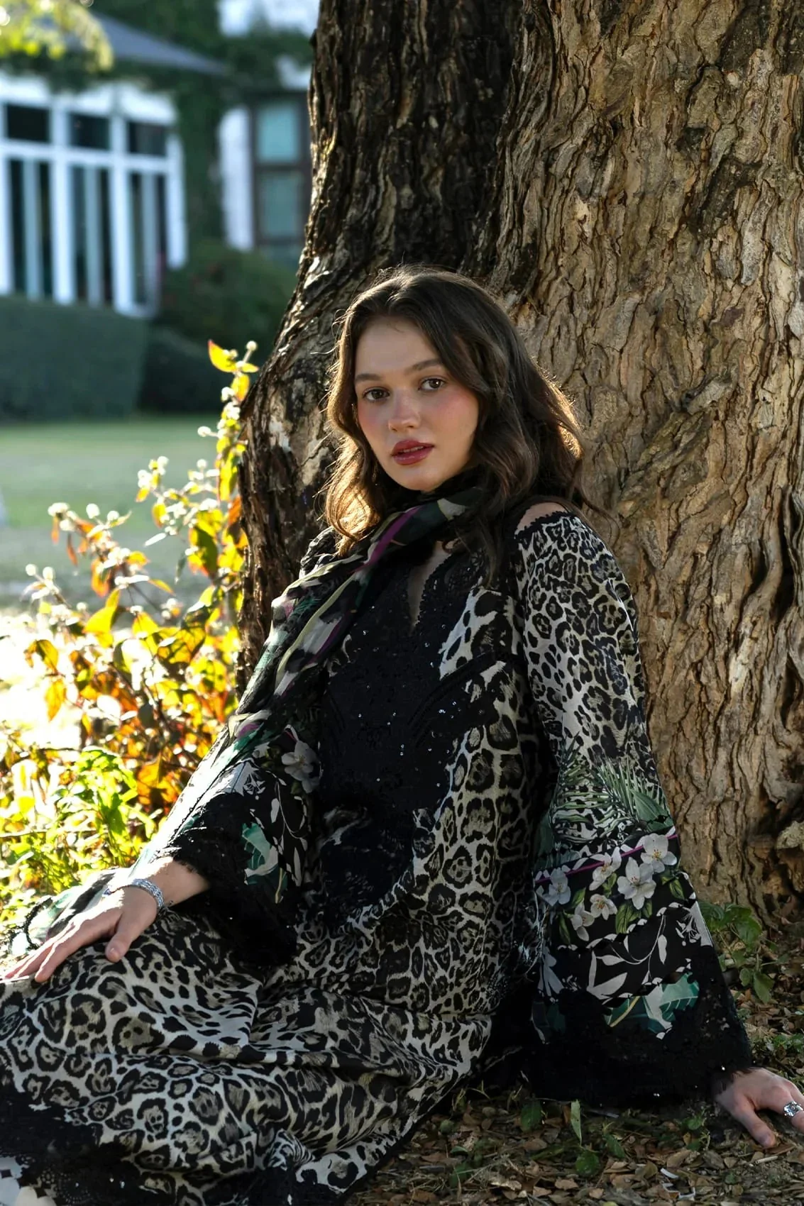 Elaf - Luxury Lawn Embroidered Unstitched 3 Piece - ESA-3A - Image 8