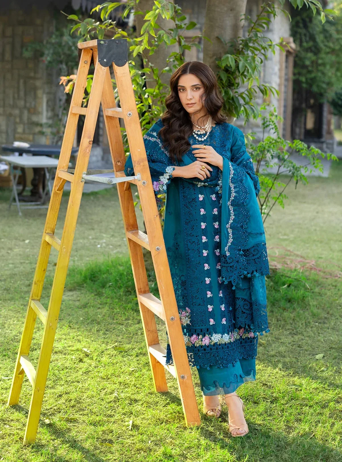 Elaf Premium Embroidered Luxury Lawn Unstitched 3Pc Suit ELY-06 SAPPHIRE - Image 3