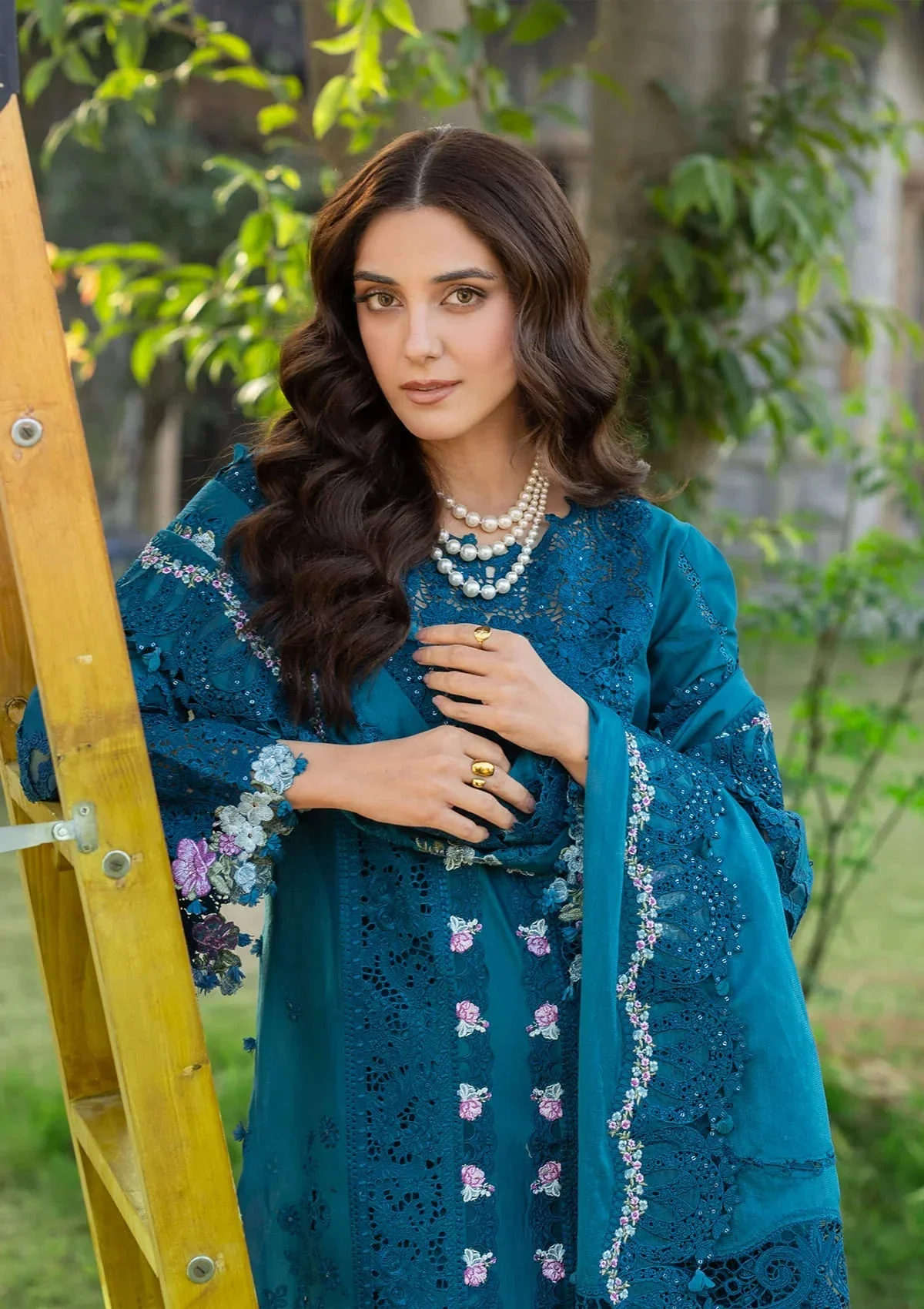 Elaf Premium Embroidered Luxury Lawn Unstitched 3Pc Suit ELY-06 SAPPHIRE - Image 9