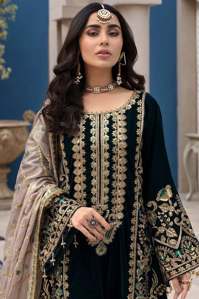 Emaan Adeel Luxury Velvet Collection 3 Pc Unstitched MK-2 Makhmal - Image 5