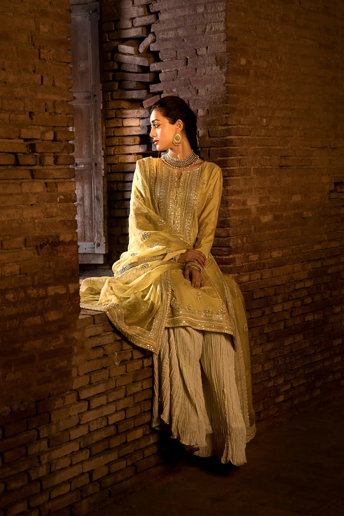 Erum Khan - Dil Araa - Luxury Raw Silk Embroidered 3 Piece Unstitched - Image 4