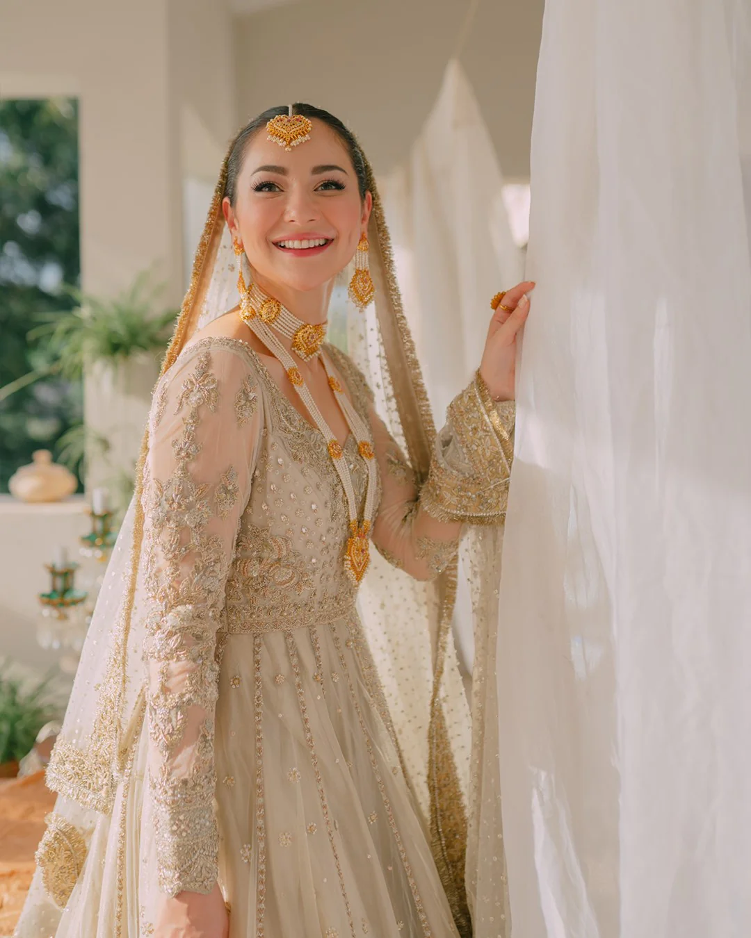 Faiza Saqlain Golden White Organza Bridal Wedding Edition Unstitched ANAMTA - Image 4