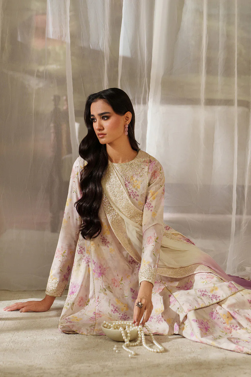 Iznik Lawn Embroidered & Printed 3 Pc Unstitched Suit UE-544 Formals - Image 5