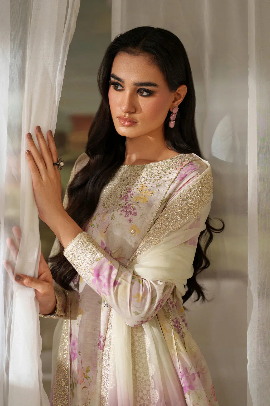 Iznik Lawn Embroidered & Printed 3 Pc Unstitched Suit UE-544 Formals - Image 7