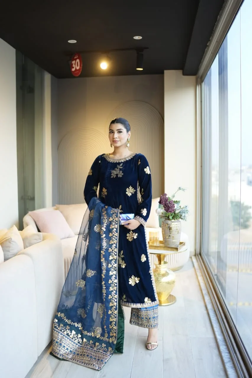 Iznik Luxury 9000 Micro Velvet Embroidered Suits Unstitched IV-51 - Image 2
