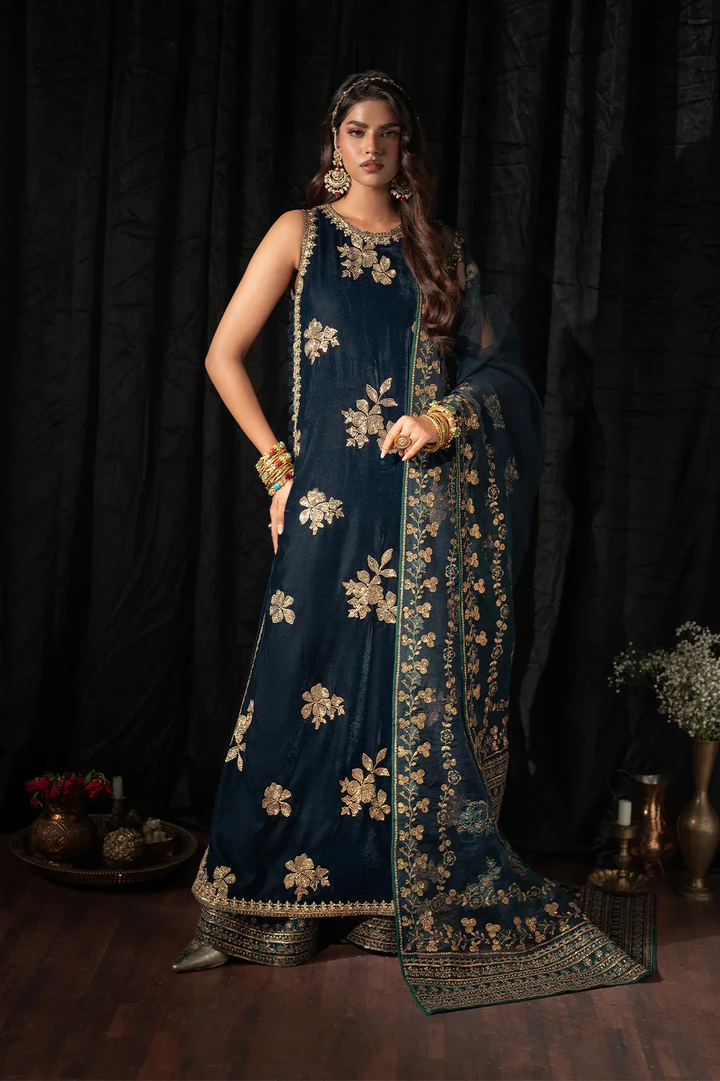 Iznik Luxury 9000 Micro Velvet Embroidered Suits Unstitched IV-51 - Image 5