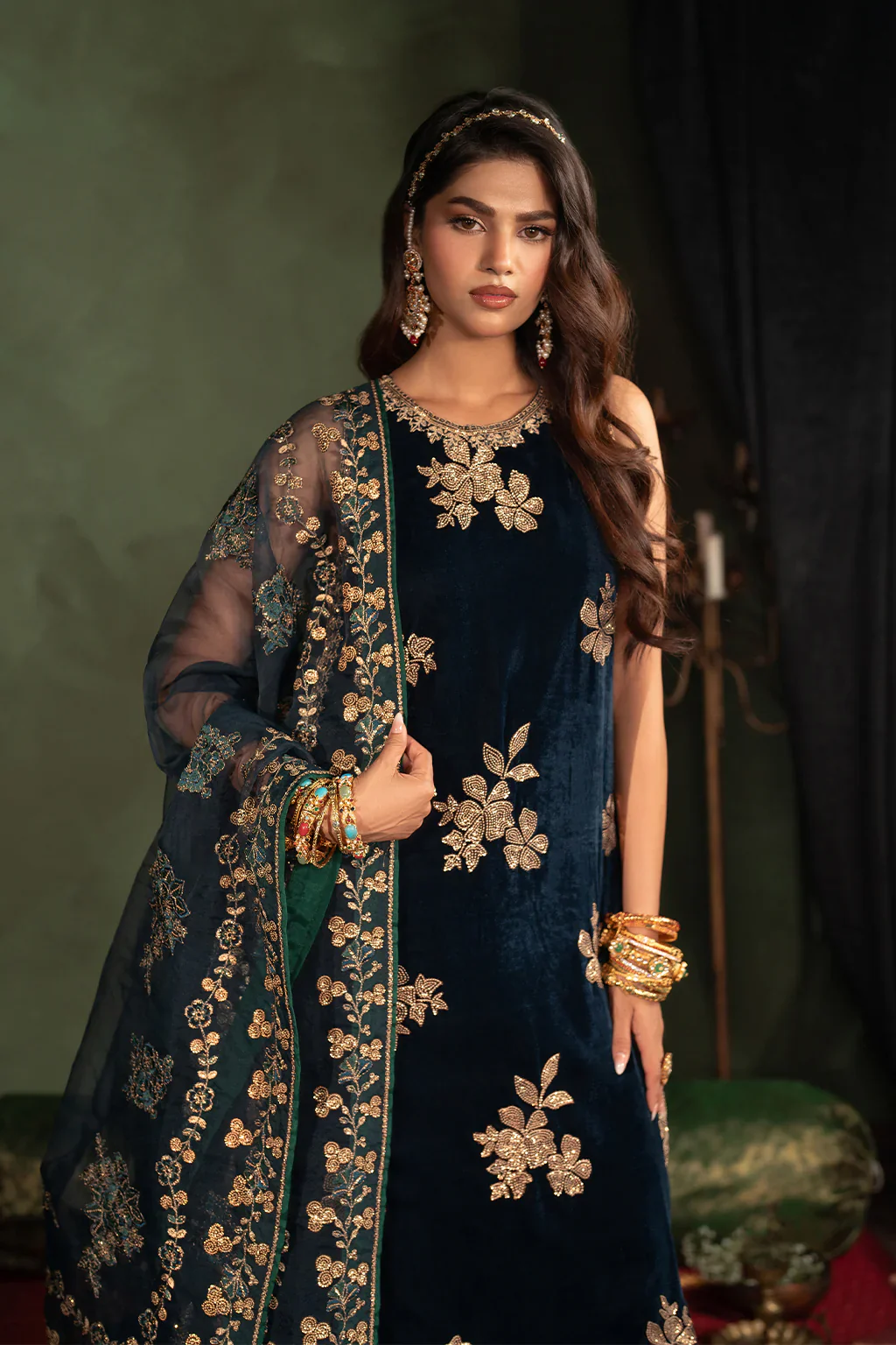 Iznik Luxury 9000 Micro Velvet Embroidered Suits Unstitched IV-51 - Image 7