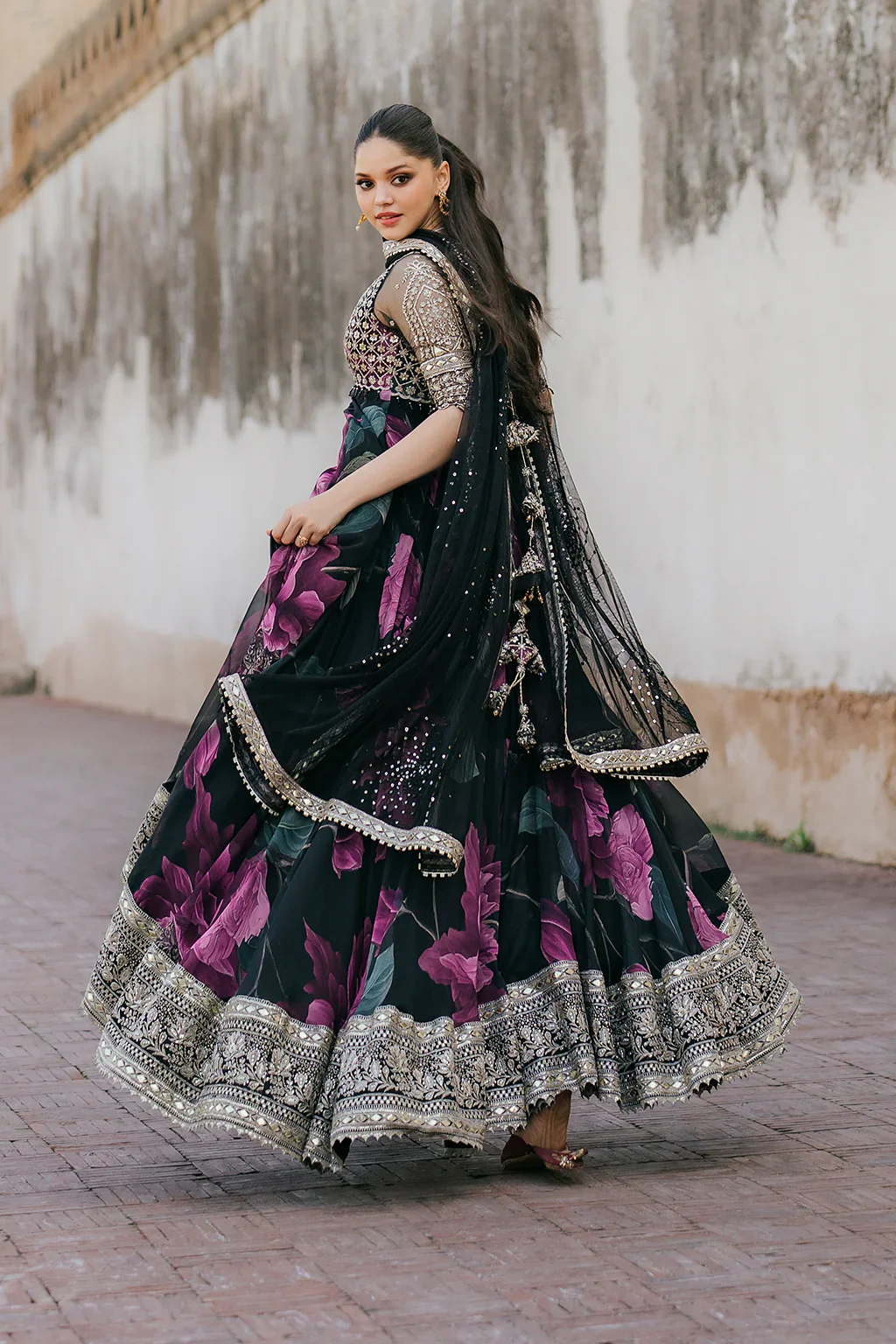 Iznik Luxury Chiffon Embroidered Collection Unstitched UE-321 - Image 5