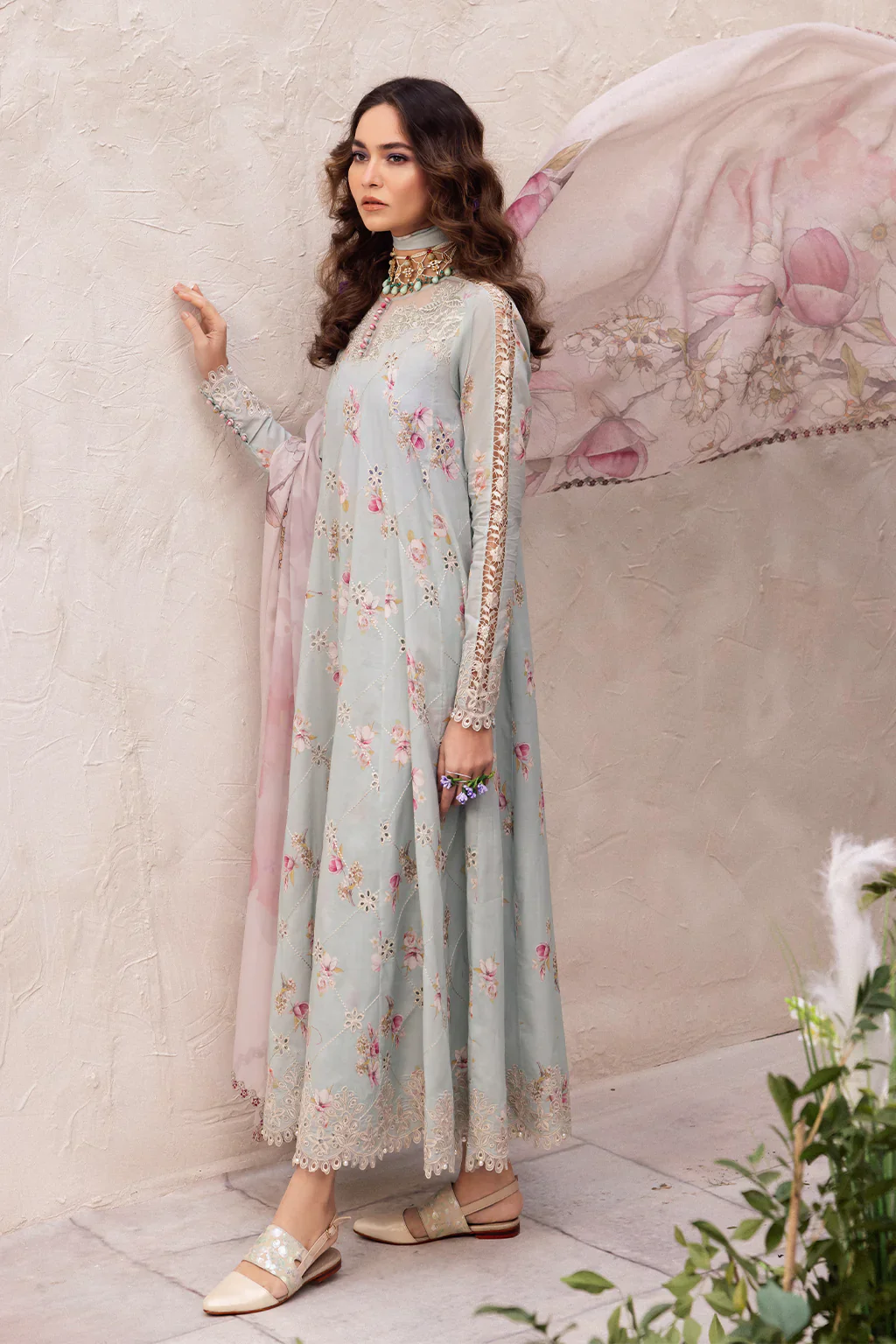 Iznik Luxury Lawn Embroidered Unstitched Collection DL -10 - Image 2