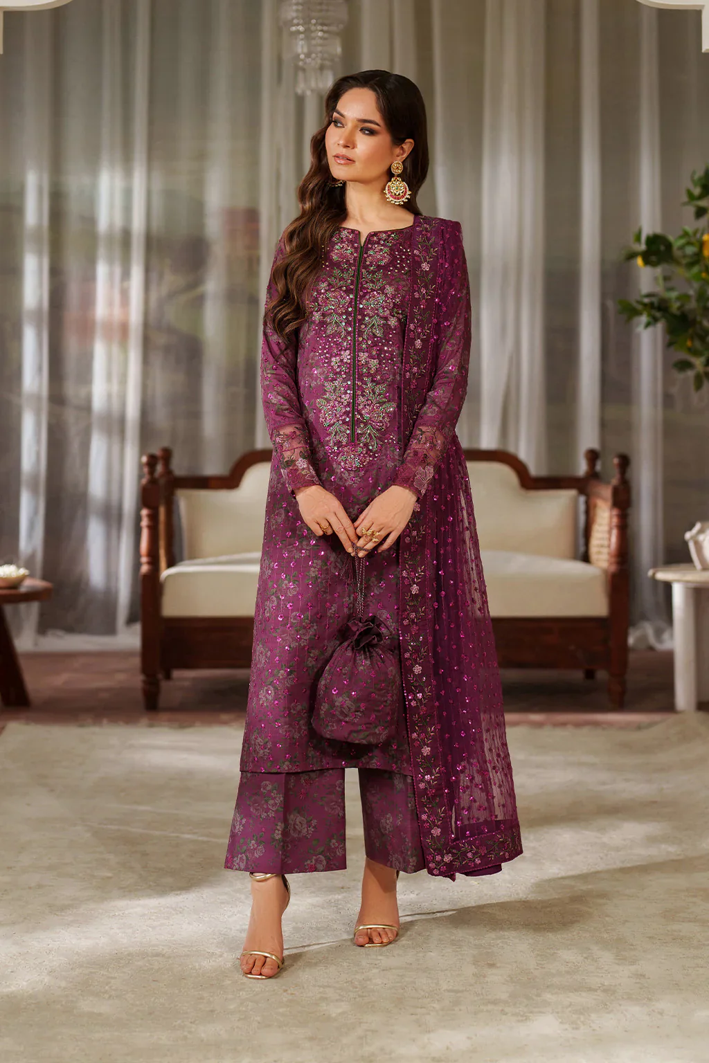 Iznik Luxury Printed & Embroidered Unstitched Lawn Suit UE-538 Magenta - Image 2