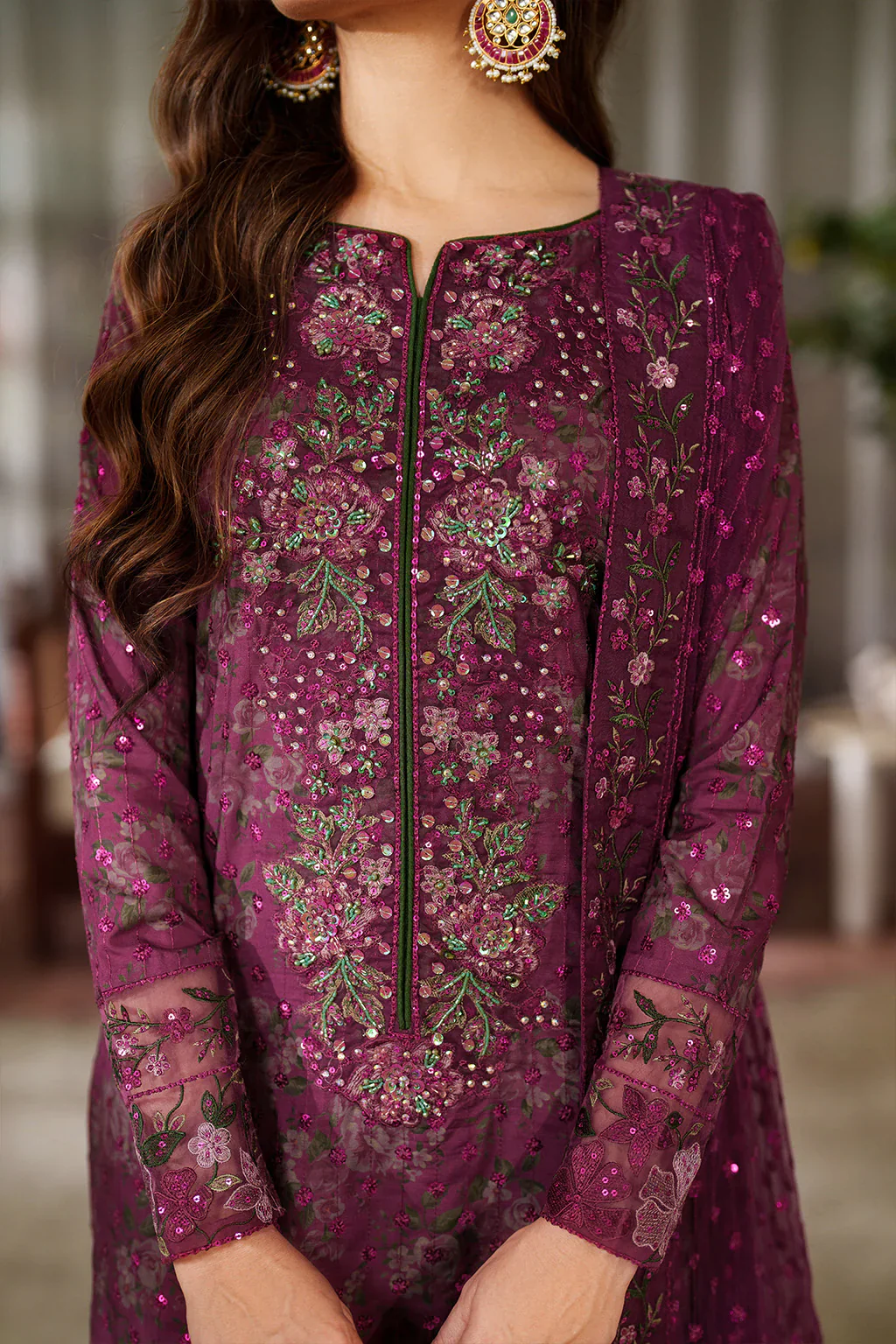 Iznik Luxury Printed & Embroidered Unstitched Lawn Suit UE-538 Magenta - Image 9