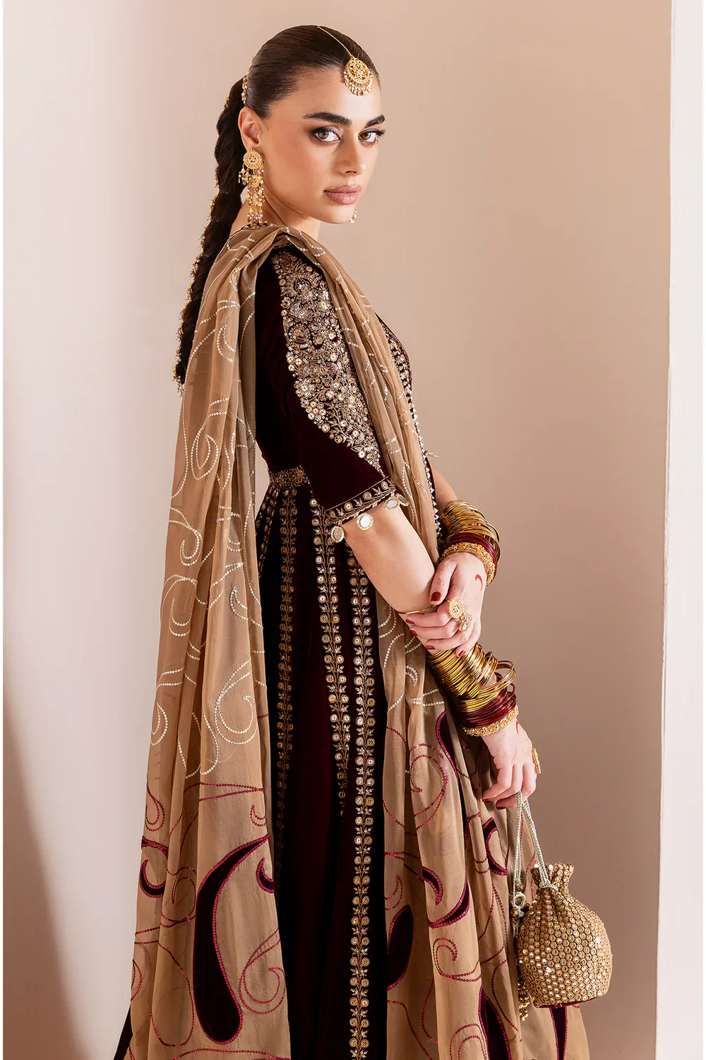 Jazmin Chandani Embroidered Velvet Unstitched 3Pc Maxi CVF D-12 - Image 10