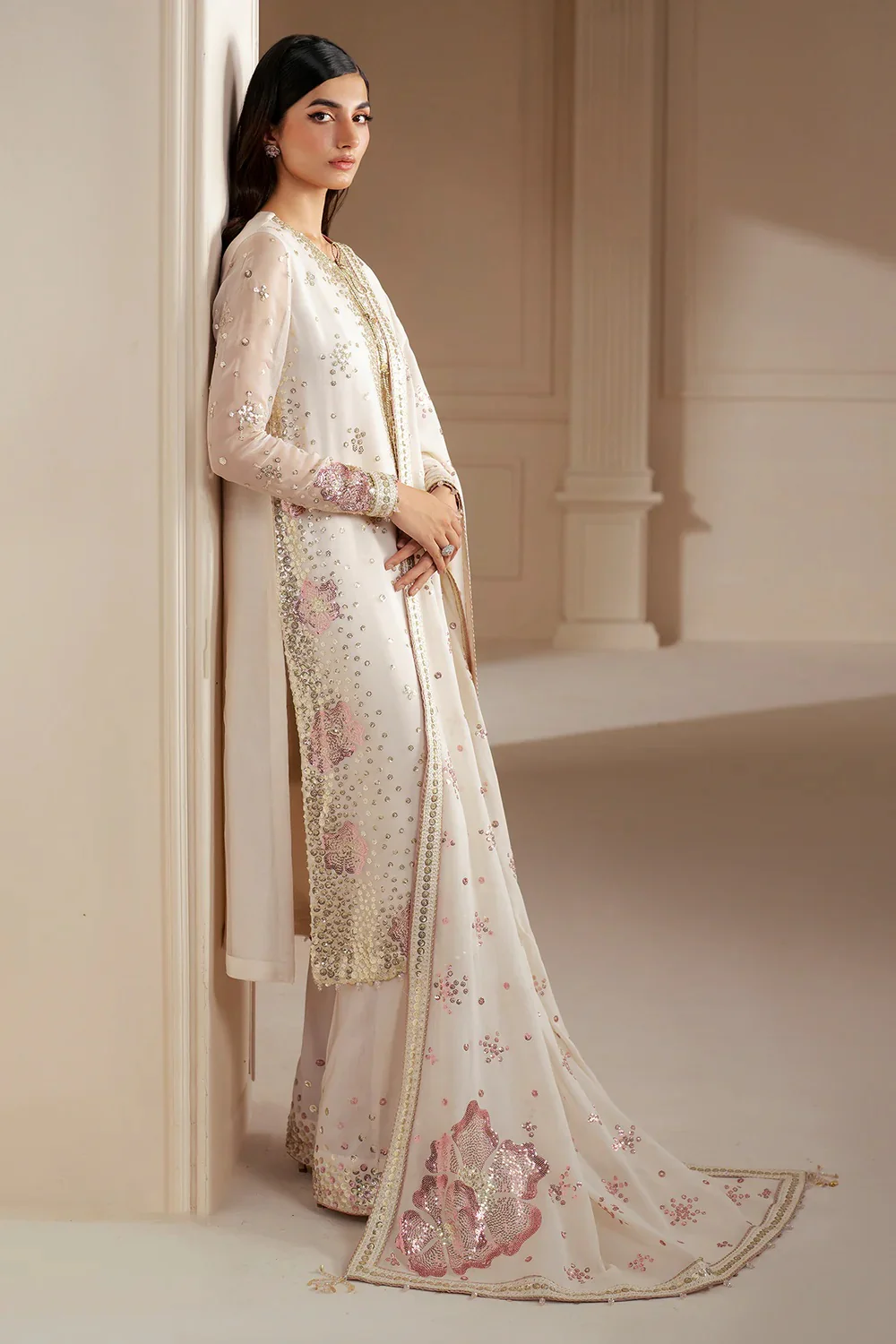 Jazmin Chiffon Embroidered 3 Piece Unstitched Uc-3069 - Image 3
