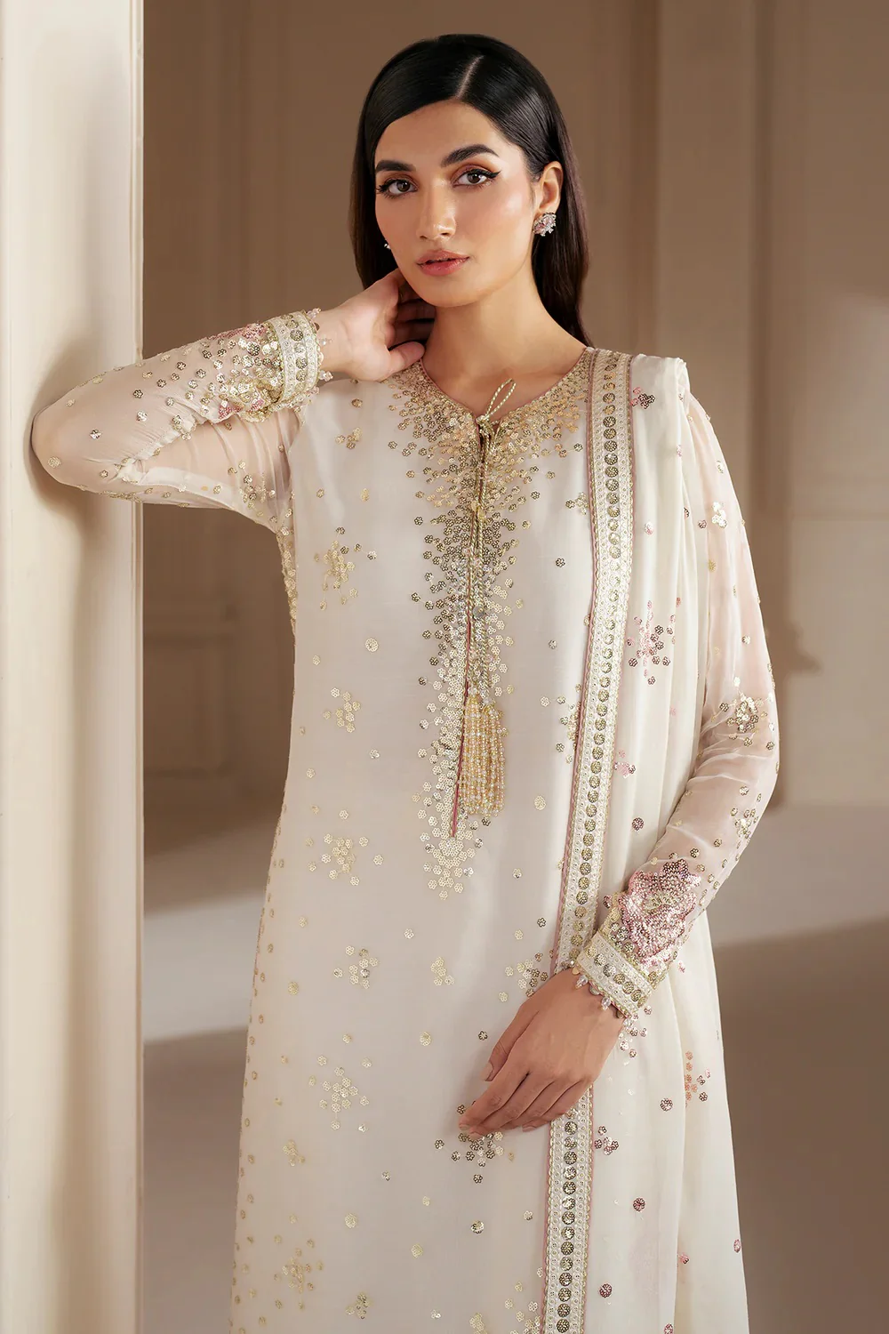 Jazmin Chiffon Embroidered 3 Piece Unstitched Uc-3069 - Image 4