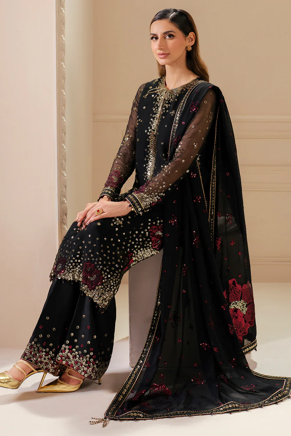 Jazmin Luxury Chiffon Embroidered Collection Unstitched UC-3070 - Image 7
