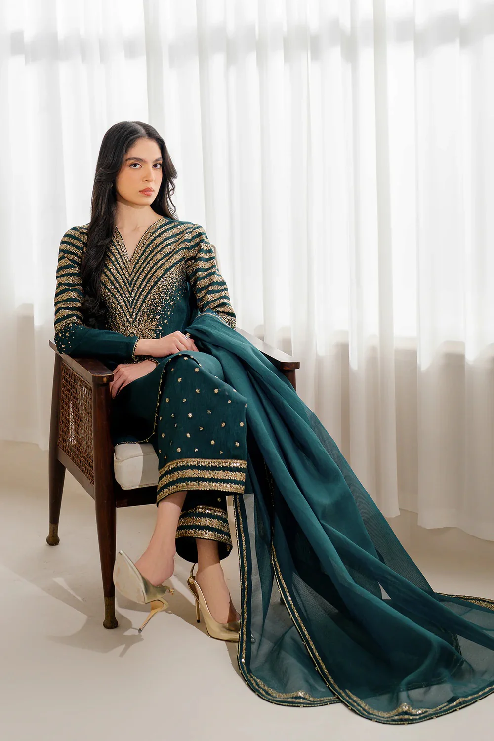 Jazmin Luxury Raw Silk Embroidered Unstitched 3 Piece - UR - 7056 - Image 8