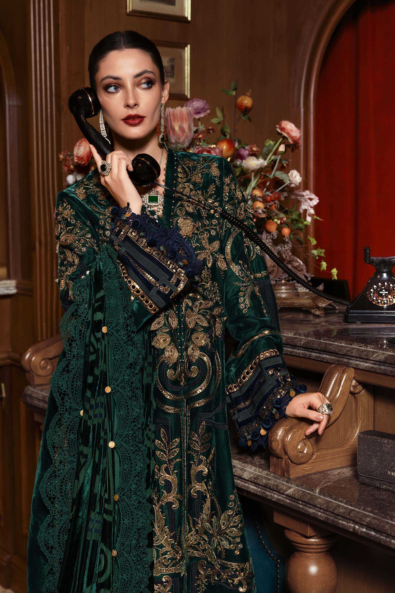 Luxe by Maria B Unstitched Embroidered Velvet 3 Piece MB25LW D2 With Palaichi Shawl - Image 5