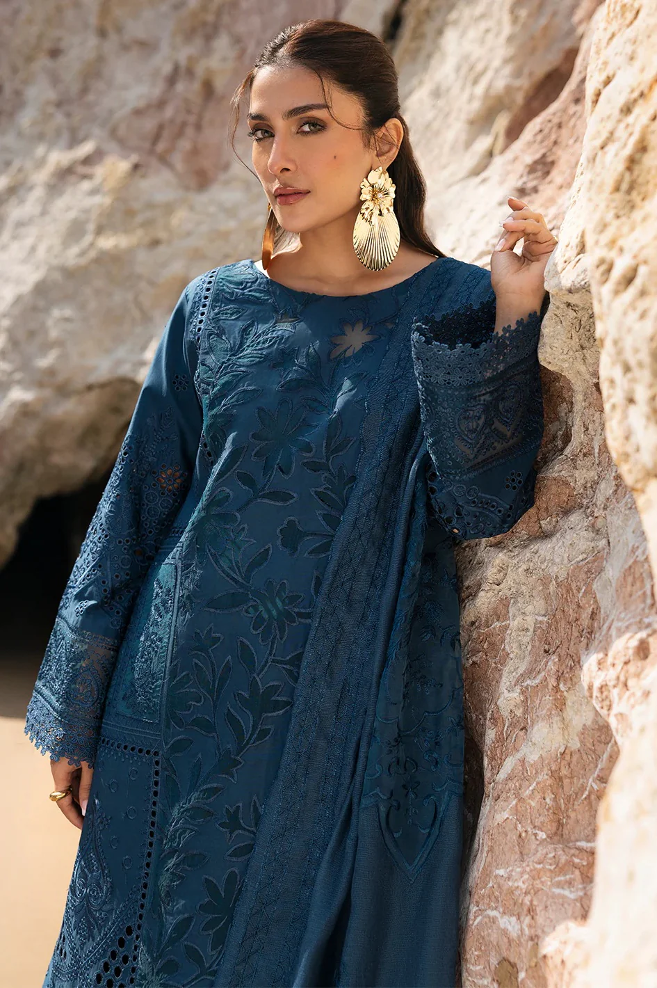 Mahnur - Luxury Lawn Embroidered 3 Piece Unstitched - Iris - Image 4