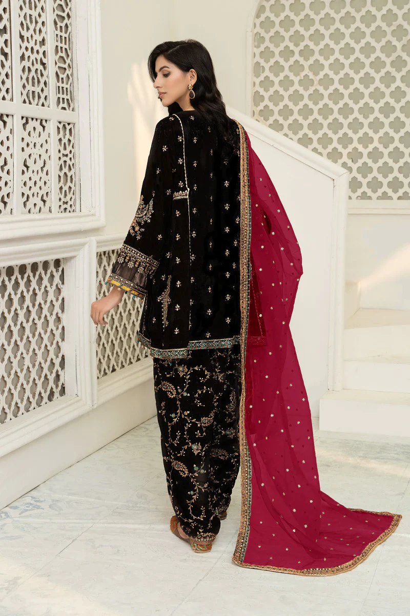 Maria.B Black Unstitched 3 Pc Formal Velvet Collection SF-W220 - Image 4