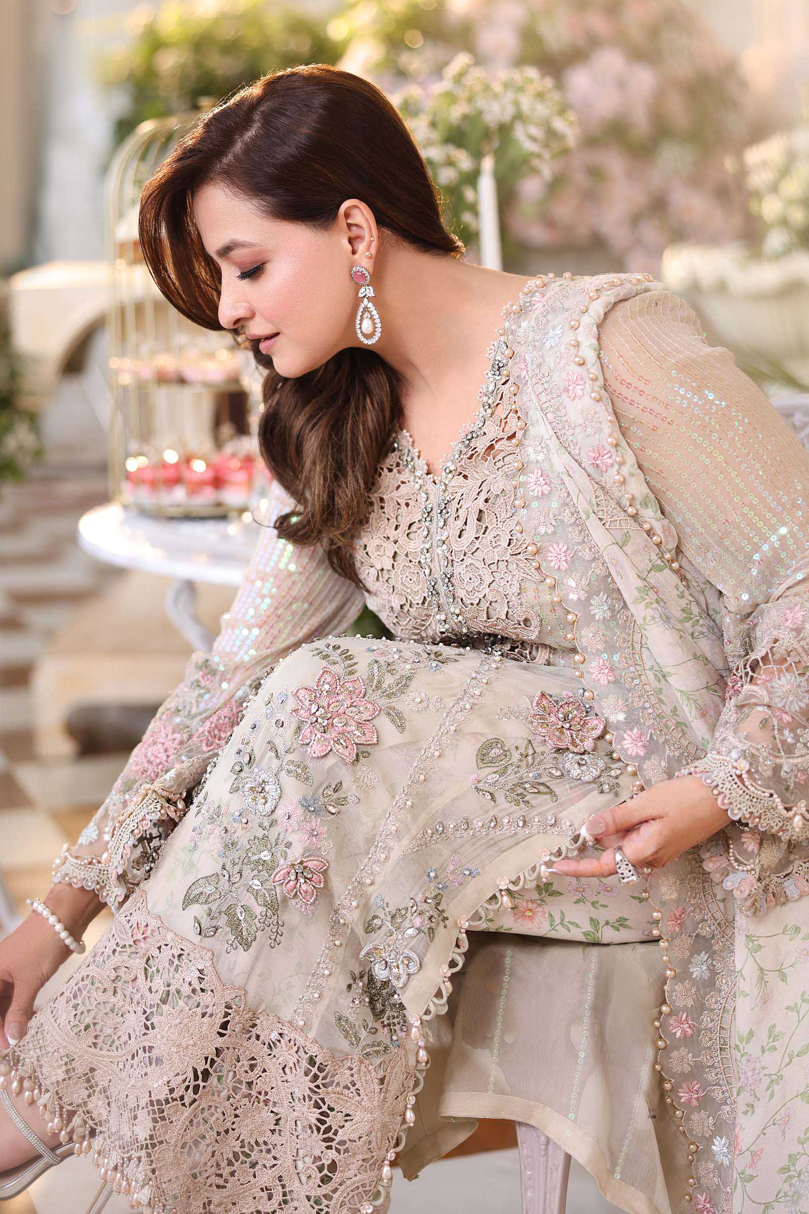 Maria.B Embroidered Luxury Chiffon Unstitched 3Pc Suit MPC-26-107 - Image 7