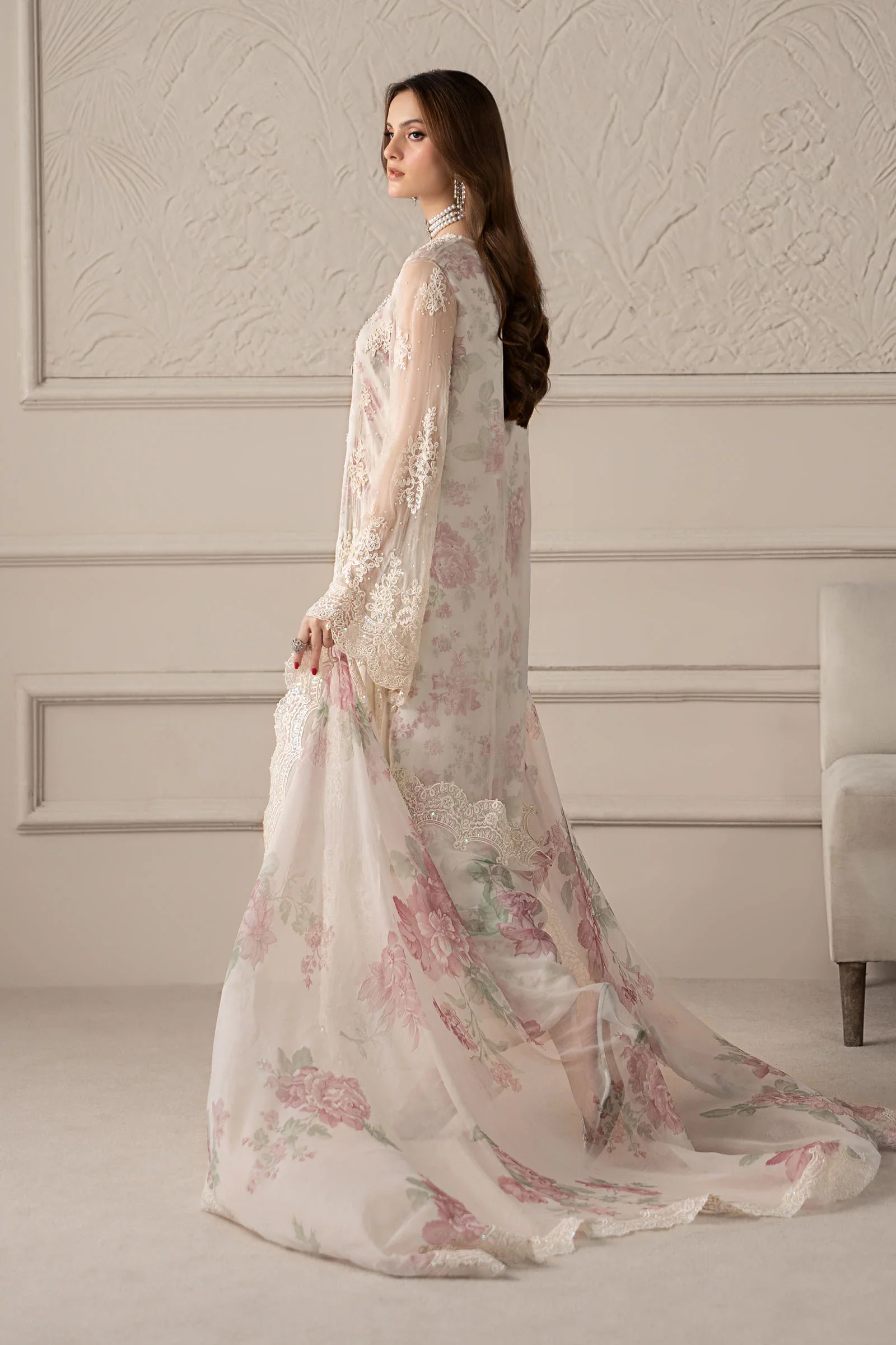 Maria.B Luxury Chiffon Embroidered 3 Pc Unstitched Collection MCS-25-101 - Image 4