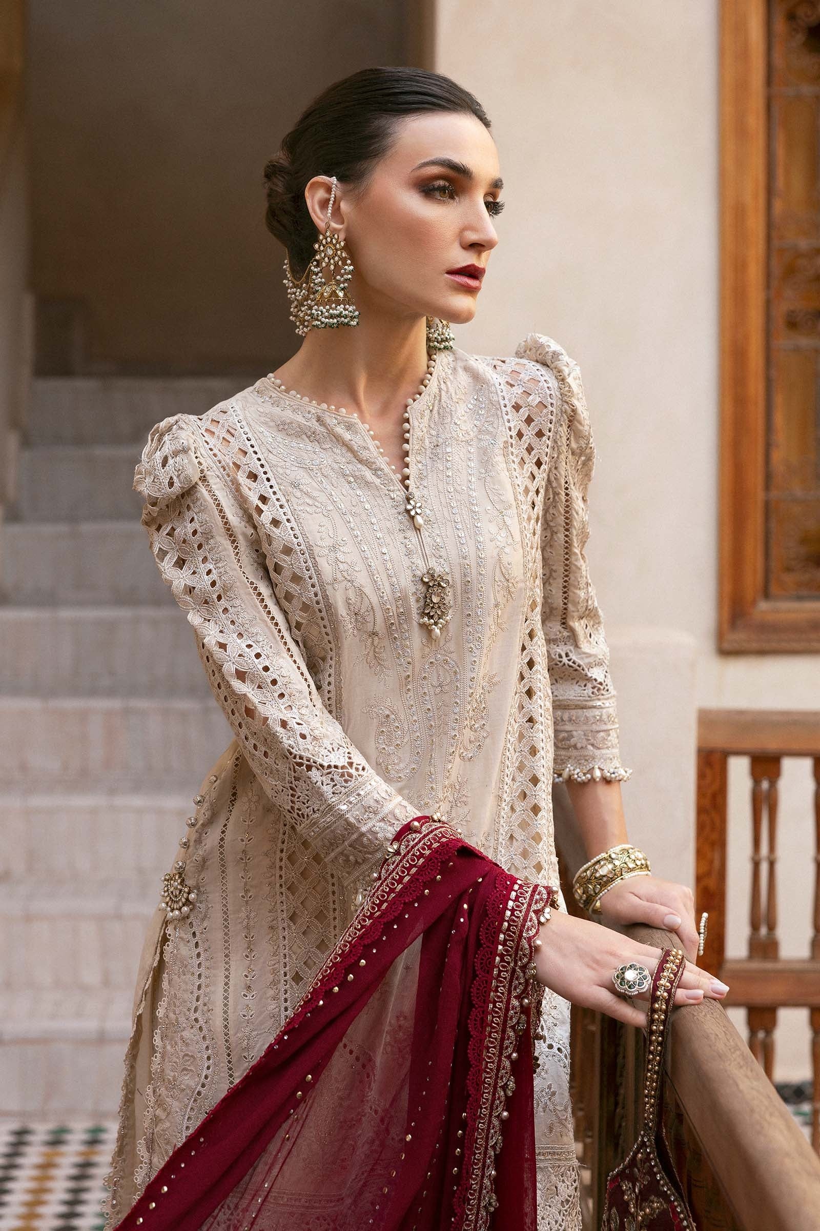 Maria.B - Luxury Lawn Embroidered 3 Piece Unstitched - D-2511-B - Image 4