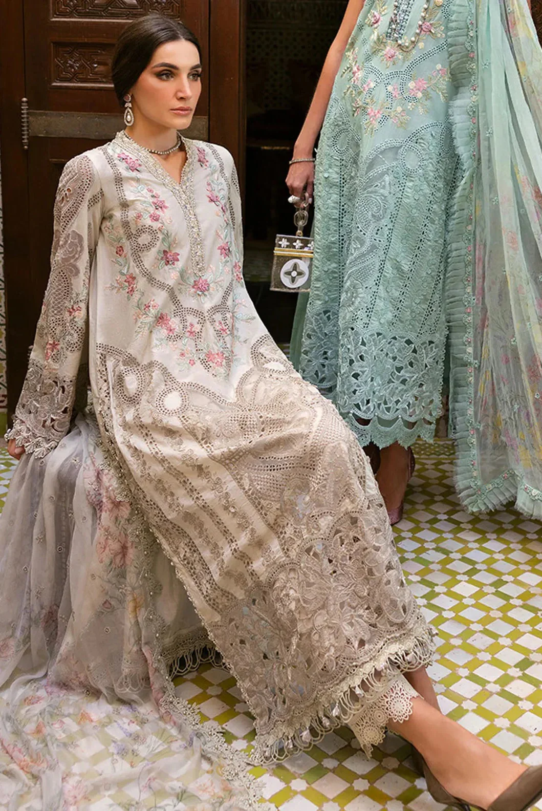 Maria.B Luxury Lawn Embroidered 3 Piece Unstitched DS-2514-B Eid Collection - Image 3