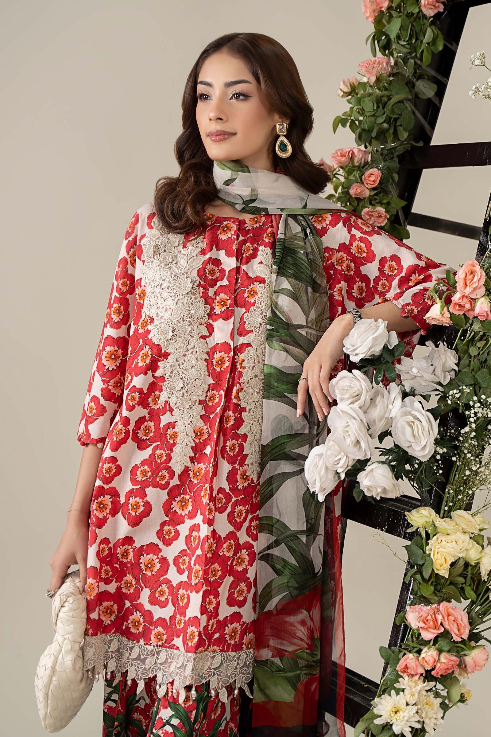 Maria.B - Luxury Lawn Embroidered 3 Piece Unstitched - MPS-2606-B - Image 4