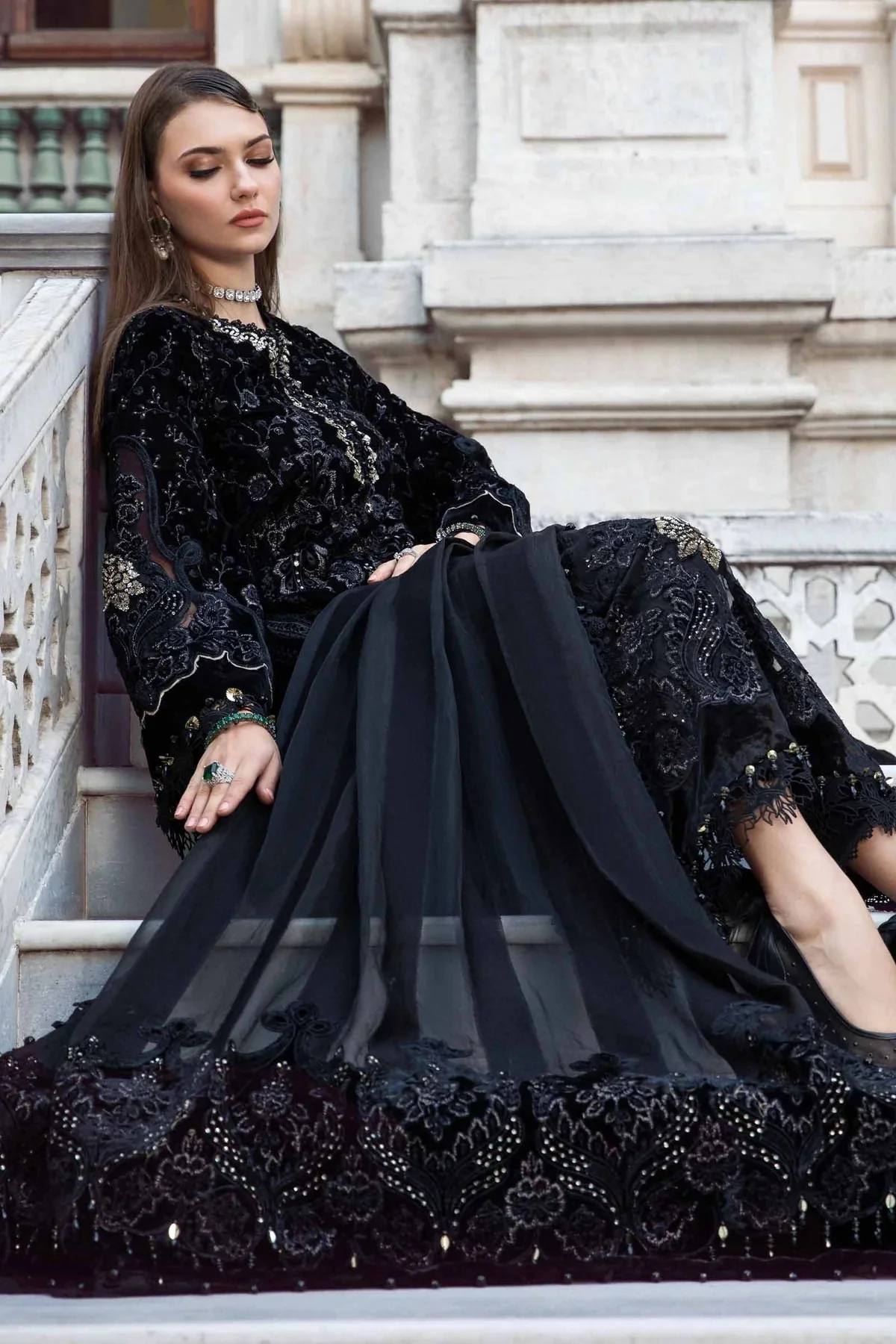 Maria.B Luxury Velvet Collection Unstitched Black & Gold D-1 - Image 6