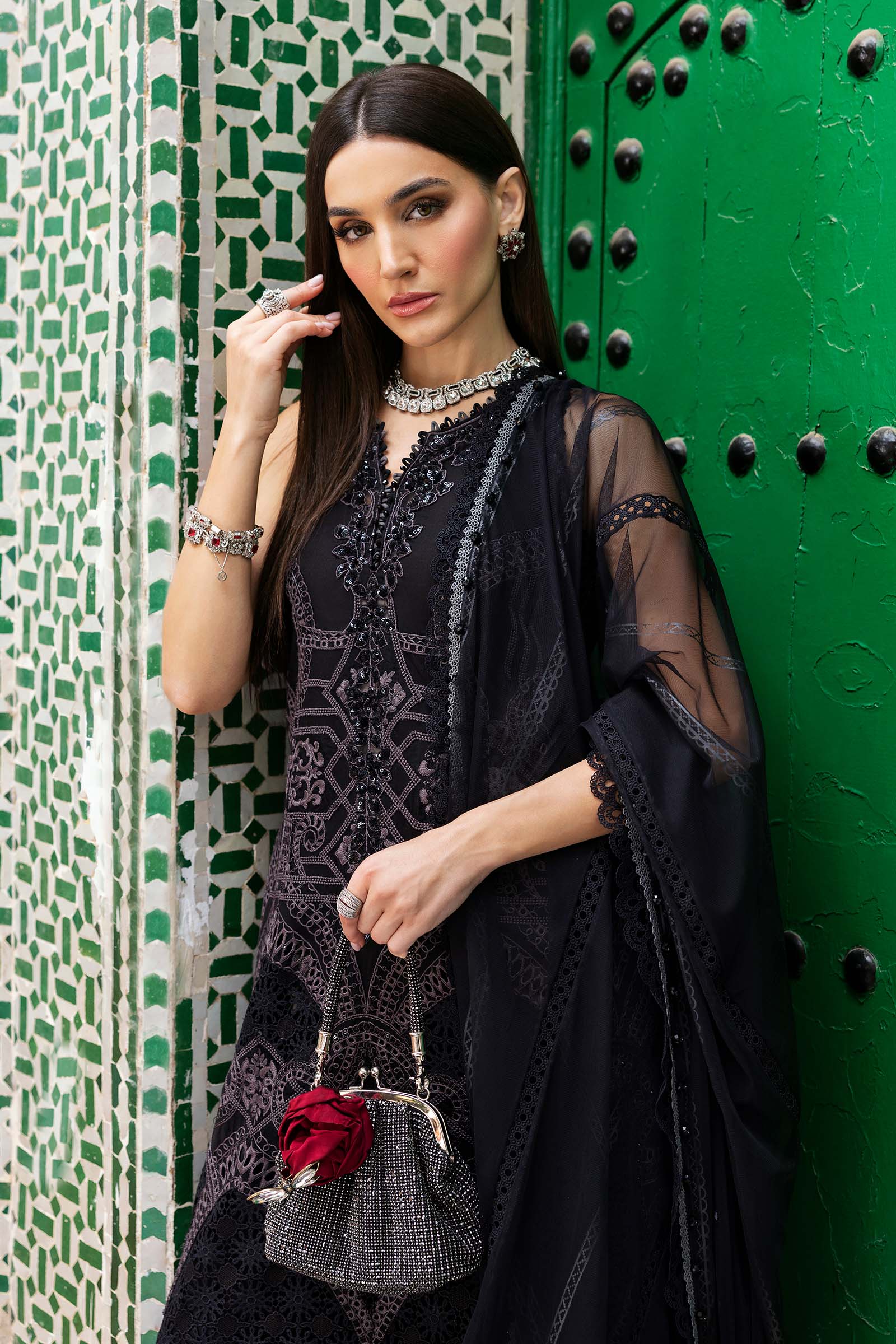 Maria.B Majestic 3 Piece Unstiched Embroidered Lawn D-2512-B - Image 5