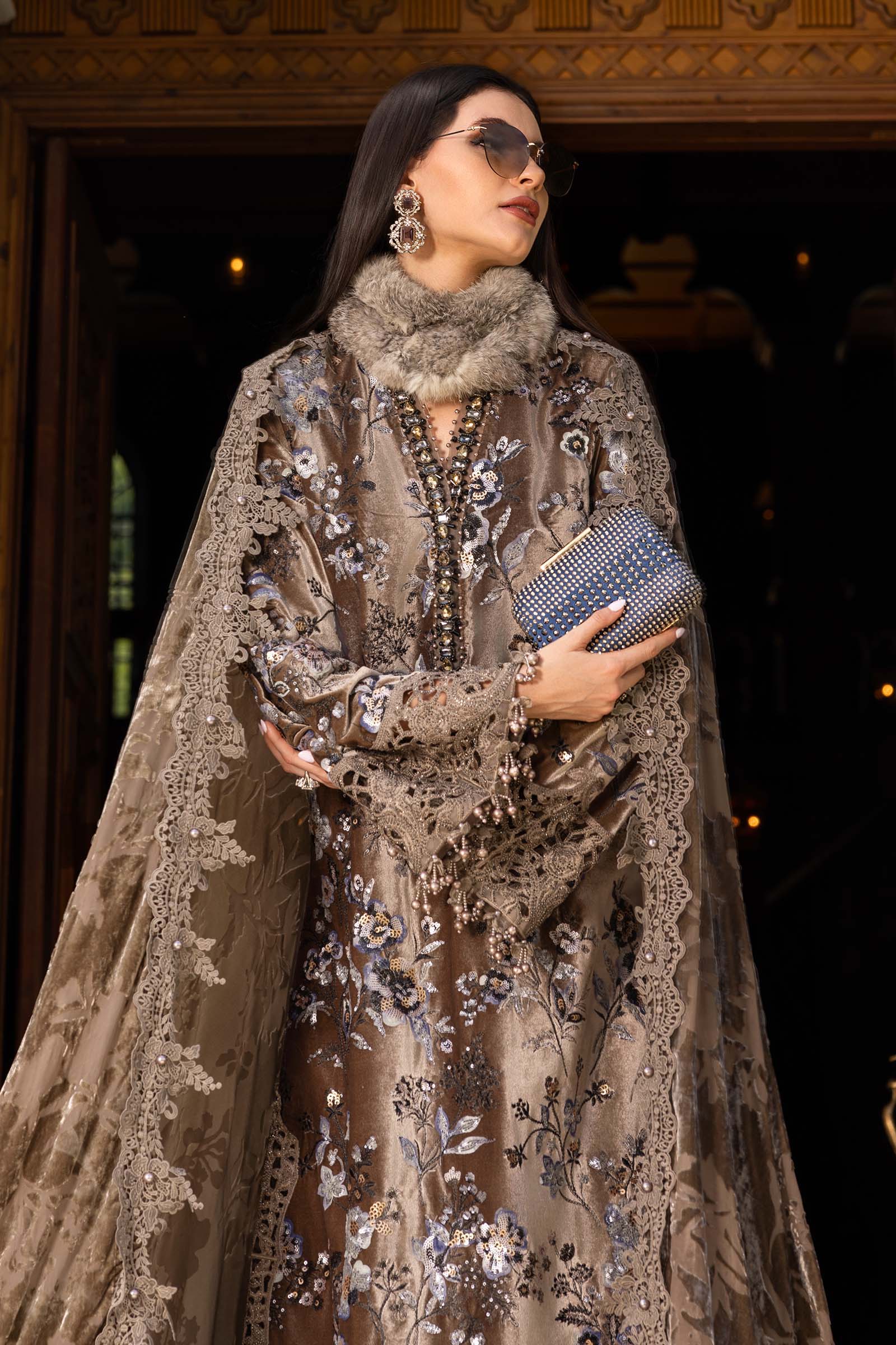 Maria.B Winter Luxe Embroidered Velvet Unstitched 3Pc Suit D-03 Palaichi Shawl - Image 5