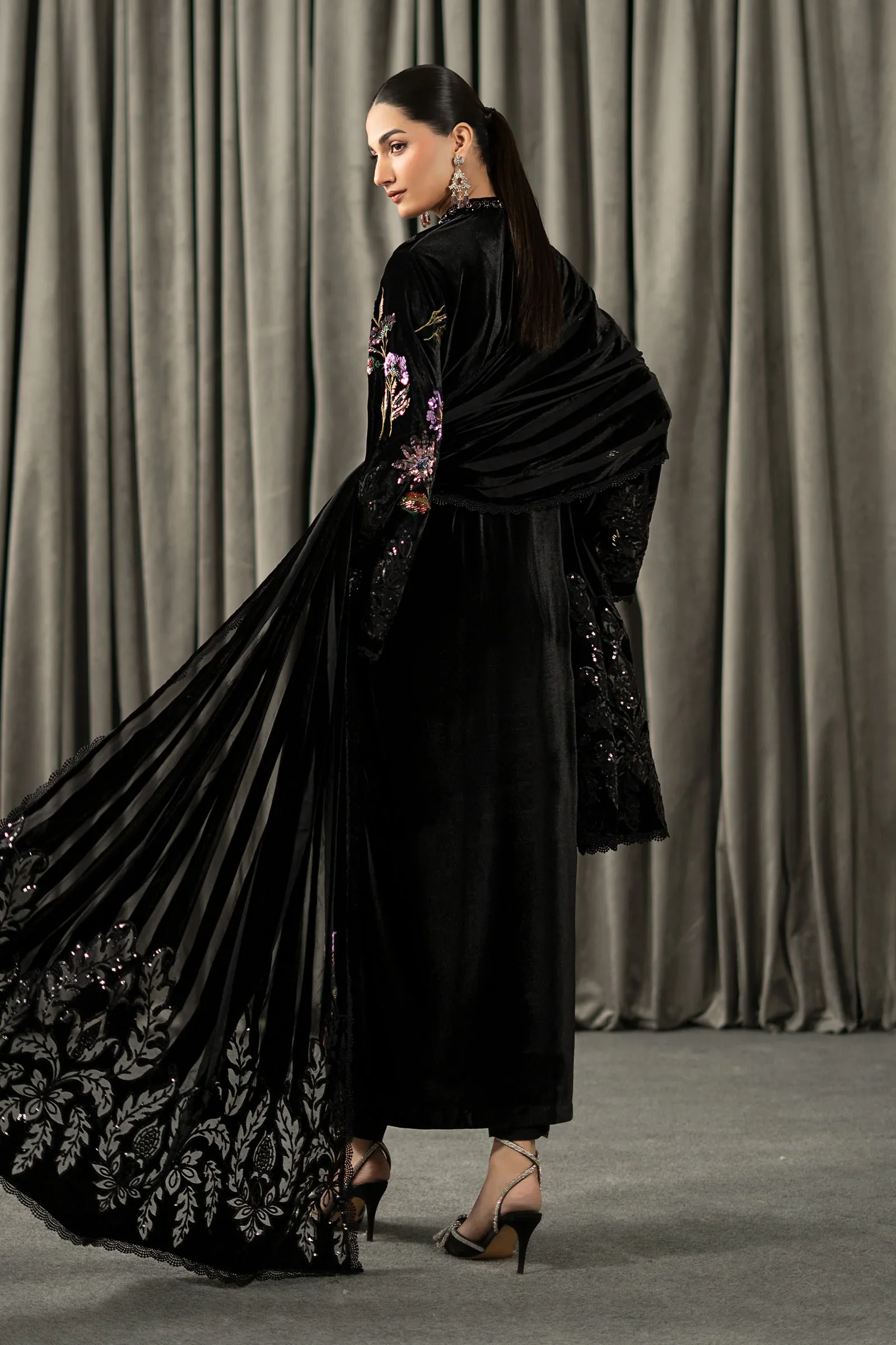 Maria.B Winter Luxe Embroidered Velvet Unstitched 3Pc Suit D-06 With Palaichi Shawl - Image 5