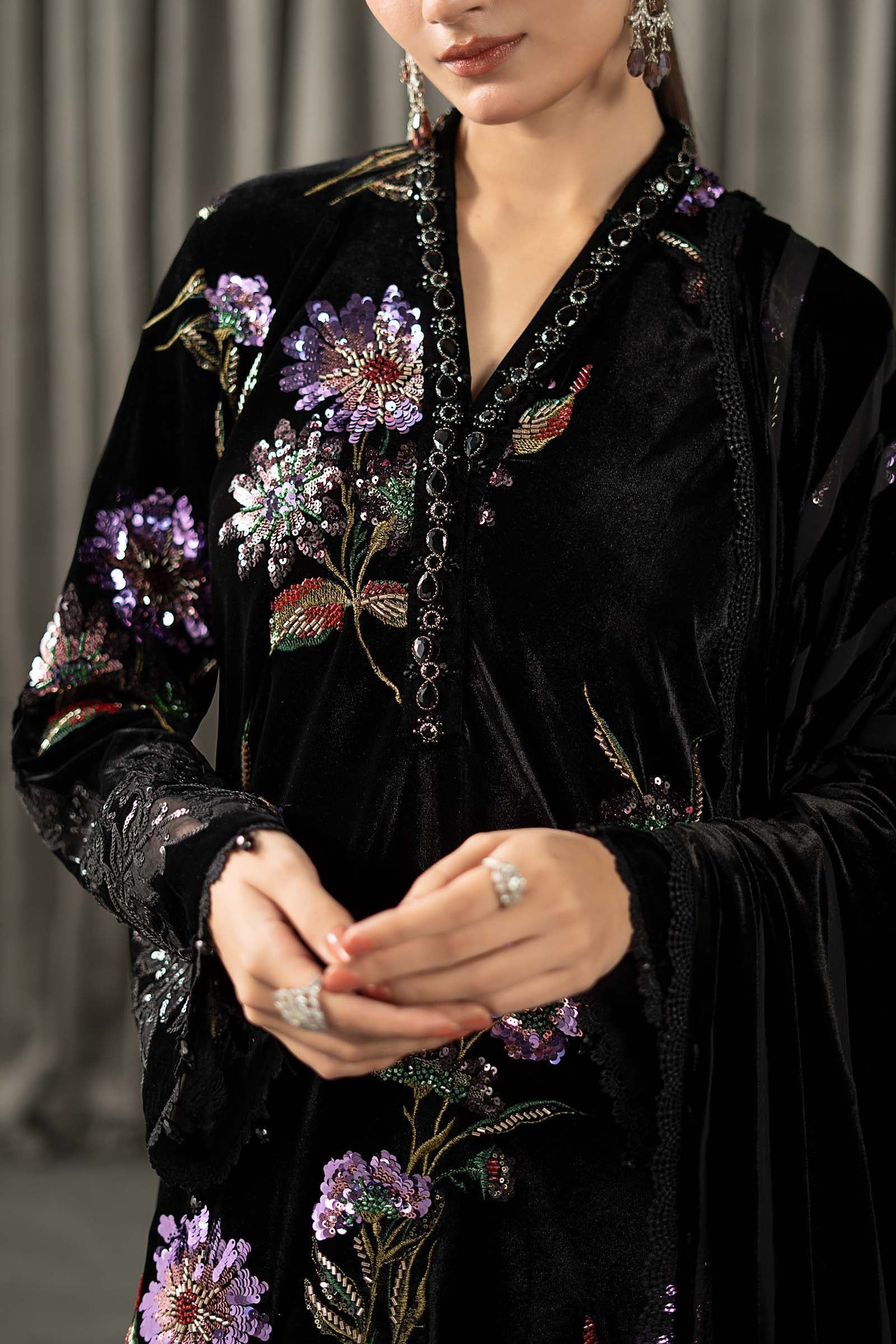 Maria.B Winter Luxe Embroidered Velvet Unstitched 3Pc Suit D-06 With Palaichi Shawl - Image 7