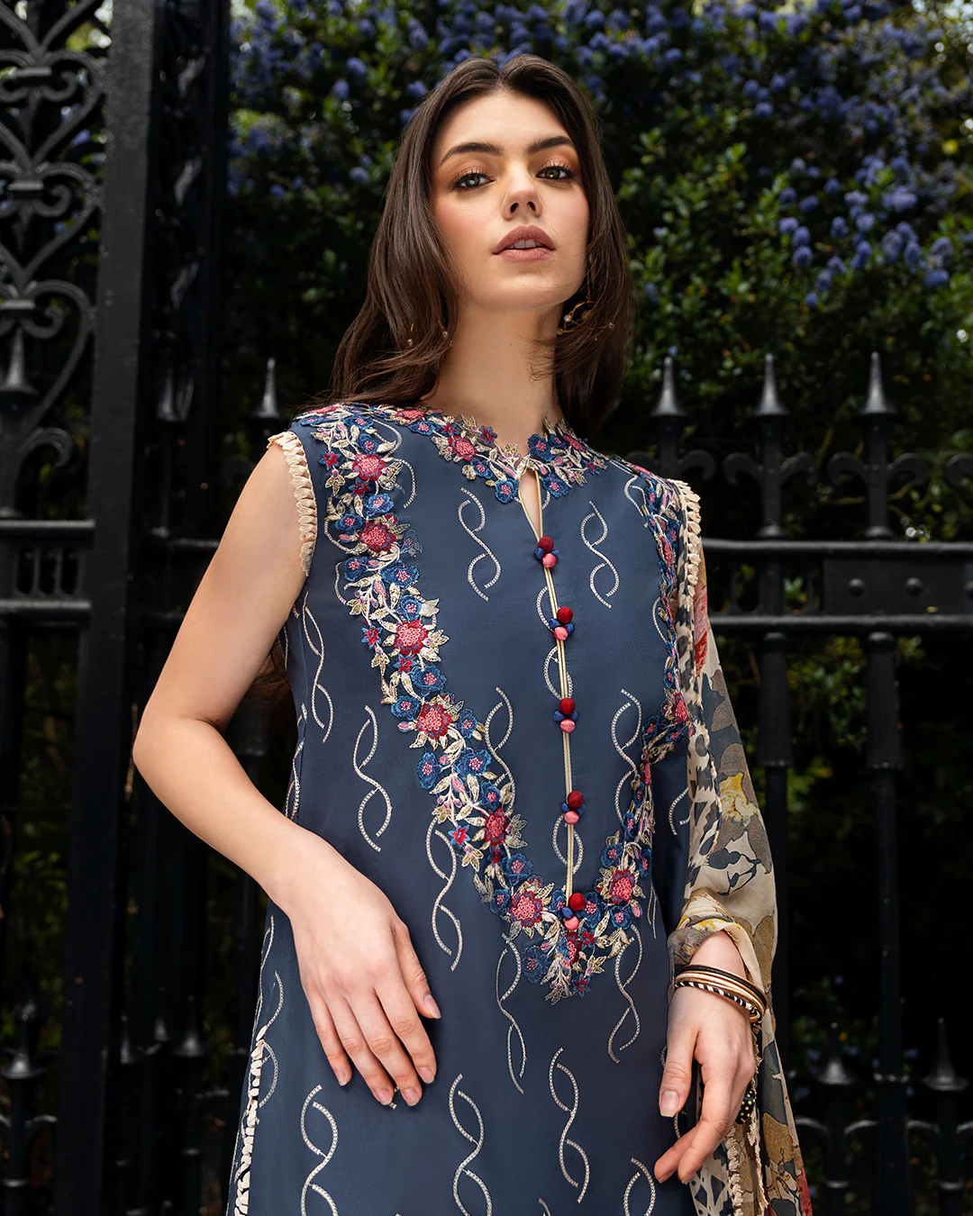 Mushq Luxury Lawn Embroidered Suits Unstitched PETALE SYMPHONY - Image 5