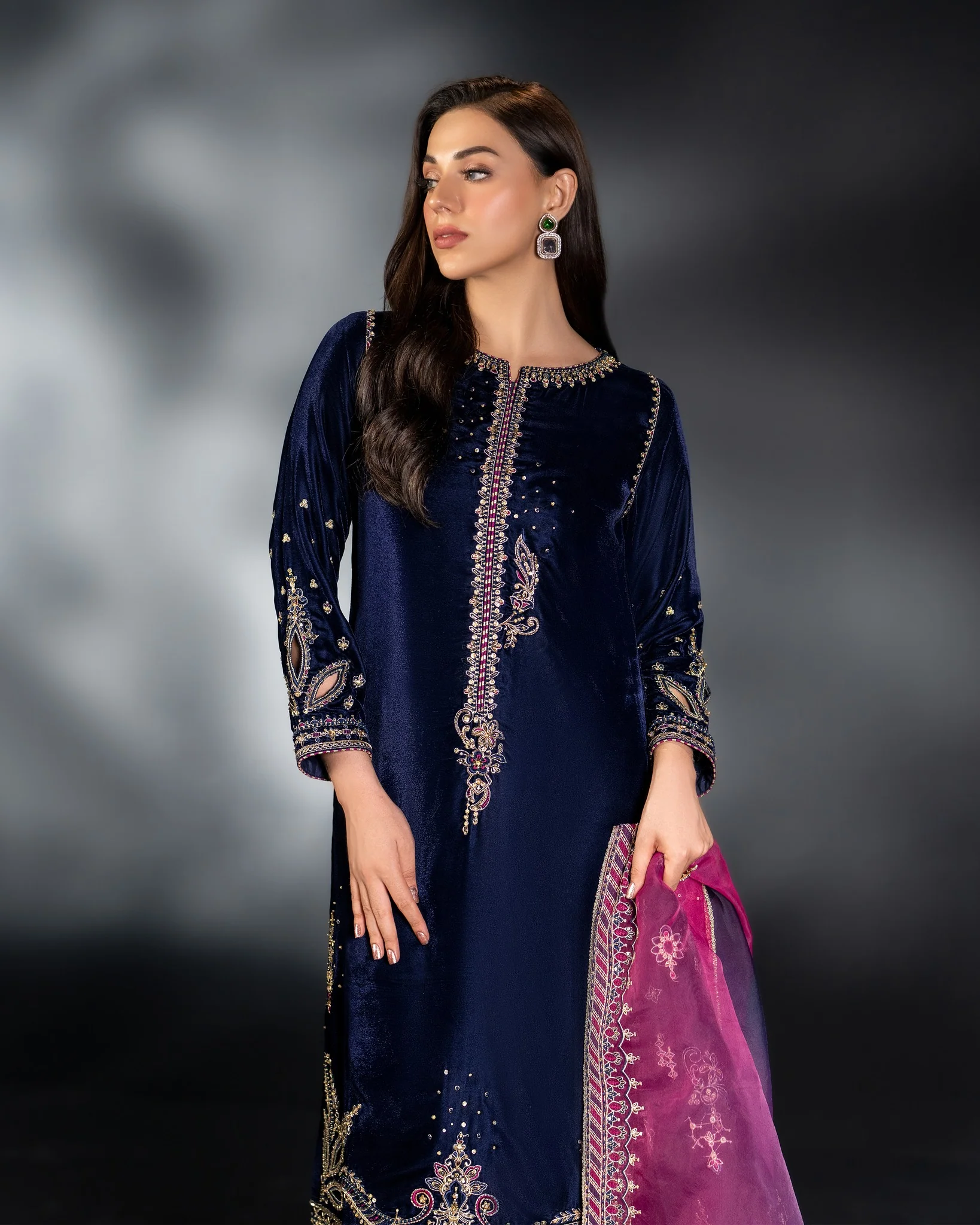 Naqshi Luxury Velvet Collection Unstitched IFRAH Micro Velvet 9000 - Image 4